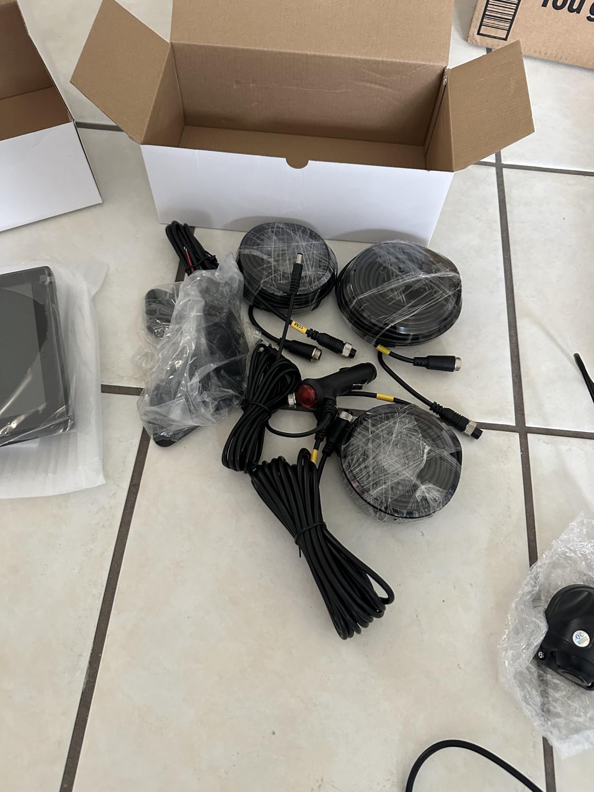 RV Backup Camera System - 10.1 Inch 4K Touchable 4 CH Monitor, 1080P IP69 Waterproof Wired Camera, DVR Loop Recording Bluetooth for Semi Truck Trailer Camper Pickup Bus customer photo 1