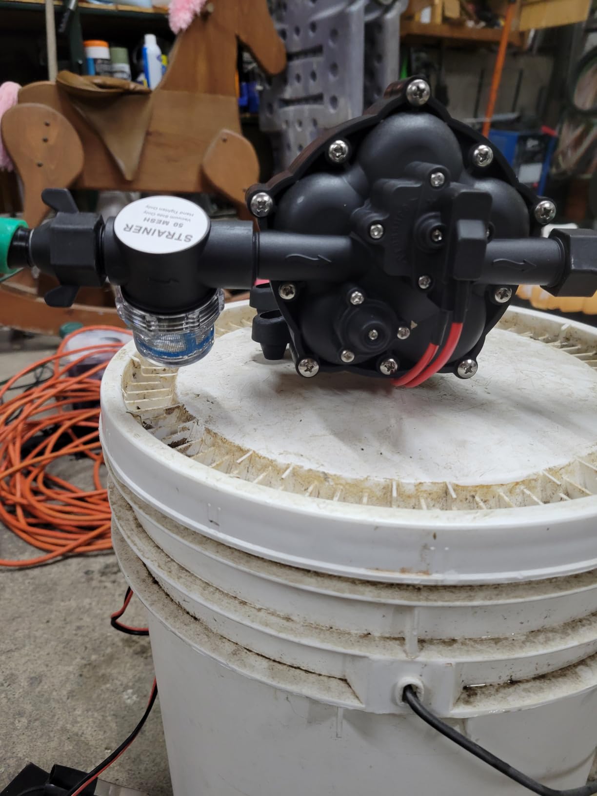 [Upgraded Version] 12V DC RV Fresh Water Pump, 7GPM 70PSI, Five Chamber Self-Priming Diaphragm Pump with Heavy Duty Pressure Switch & Strainer for RV, Marine, Yacht, Caravan, Camper customer photo 2