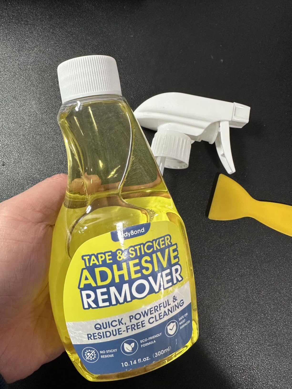 Adhesive Remover Spray 10.6 oz - Removes Stickers, Labels, Tape Residue, Glue, Chewing Gum & Caulk - Works on Metal, Glass, Plastic, Car Paint & Hard Surfaces - Sticker & Glue Cleaner with Scraper customer photo 1