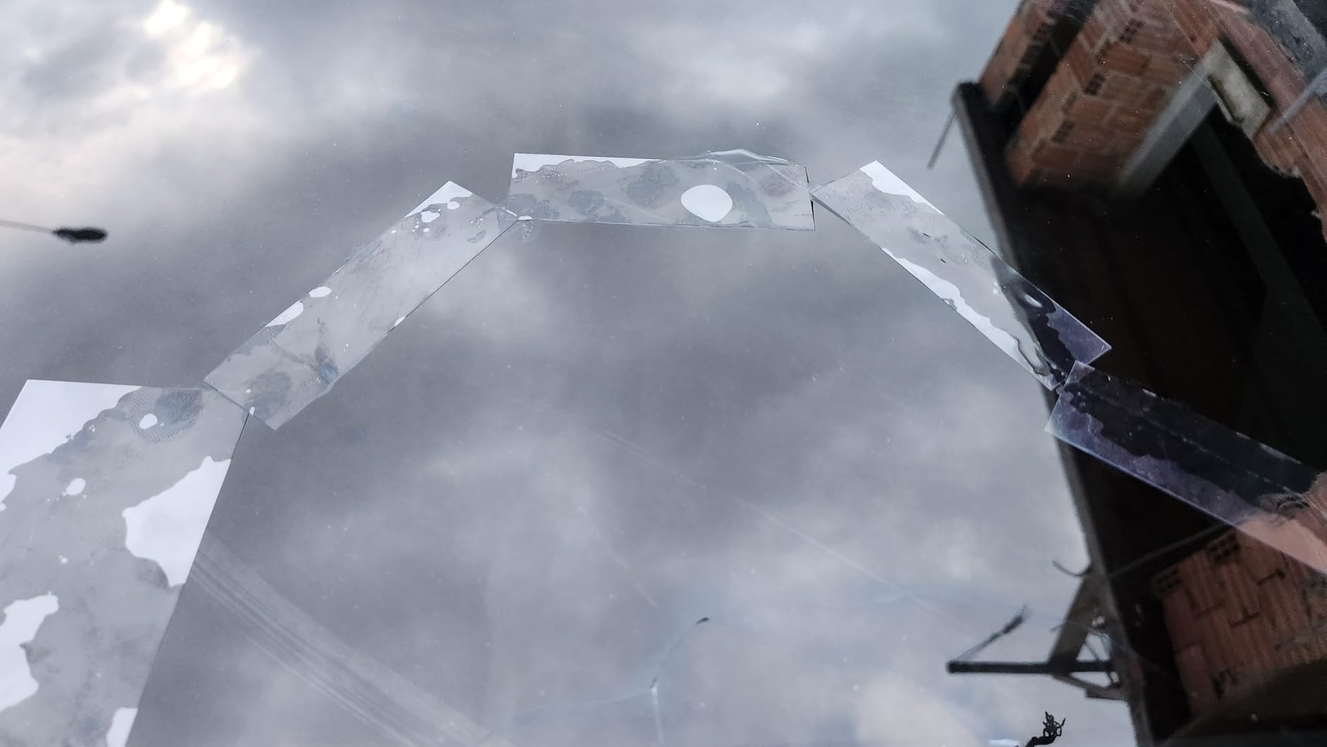 Windshield Chip Repair Kit，Car Windshield Crack Repair Kit for Glass Repair，Cracked Windshield Repair Kit for Chips and Cracks，Rock Chip Repair Kit Windshield for Glass Repair Liquid for Cracks customer photo 1