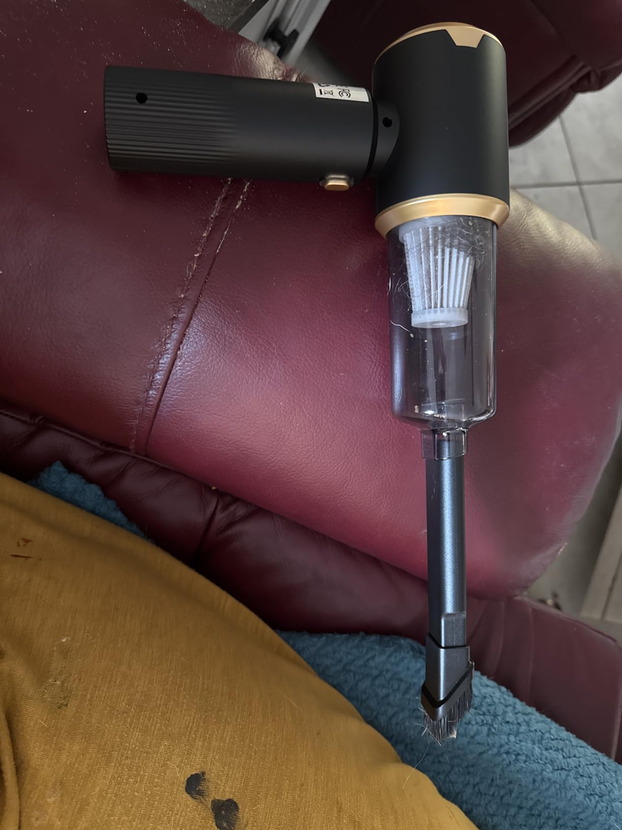 Cordless Car Vacuum Cleaner: Handheld Vacuum with 16000Pa Strong Suction, Brushless Motor & HEPA Filter, 7-in-1 Cleaning Kit, Type-C Charging for Home Office Car Pet customer photo 2