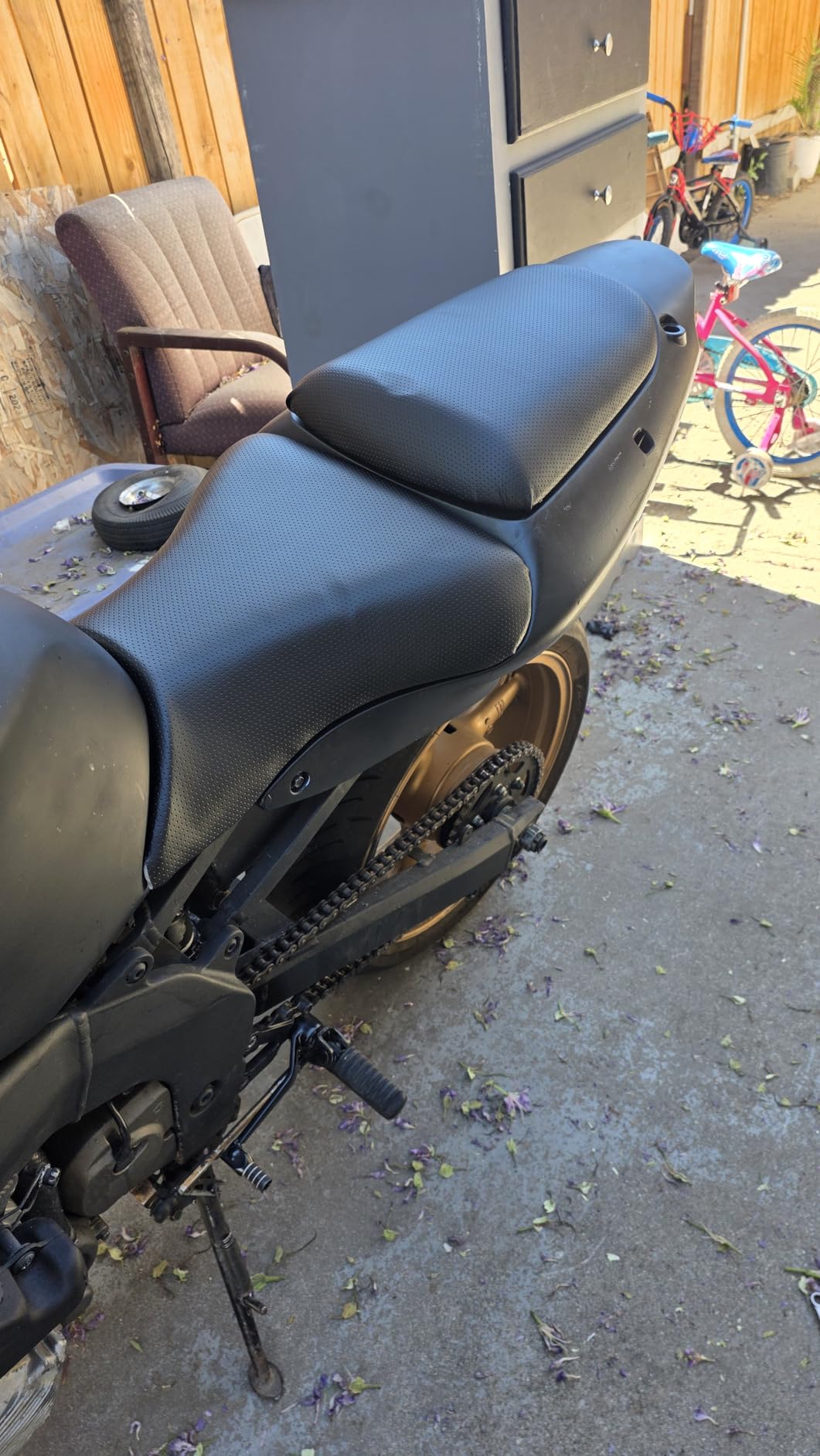 Headliner Glue for Cars, Strong Car Upholstery Glue for Fabric Leather Roof Liner Repair, Heat & Water Resistant Clear Headliner Adhesive for Automotive Interior (100ml) customer photo 1