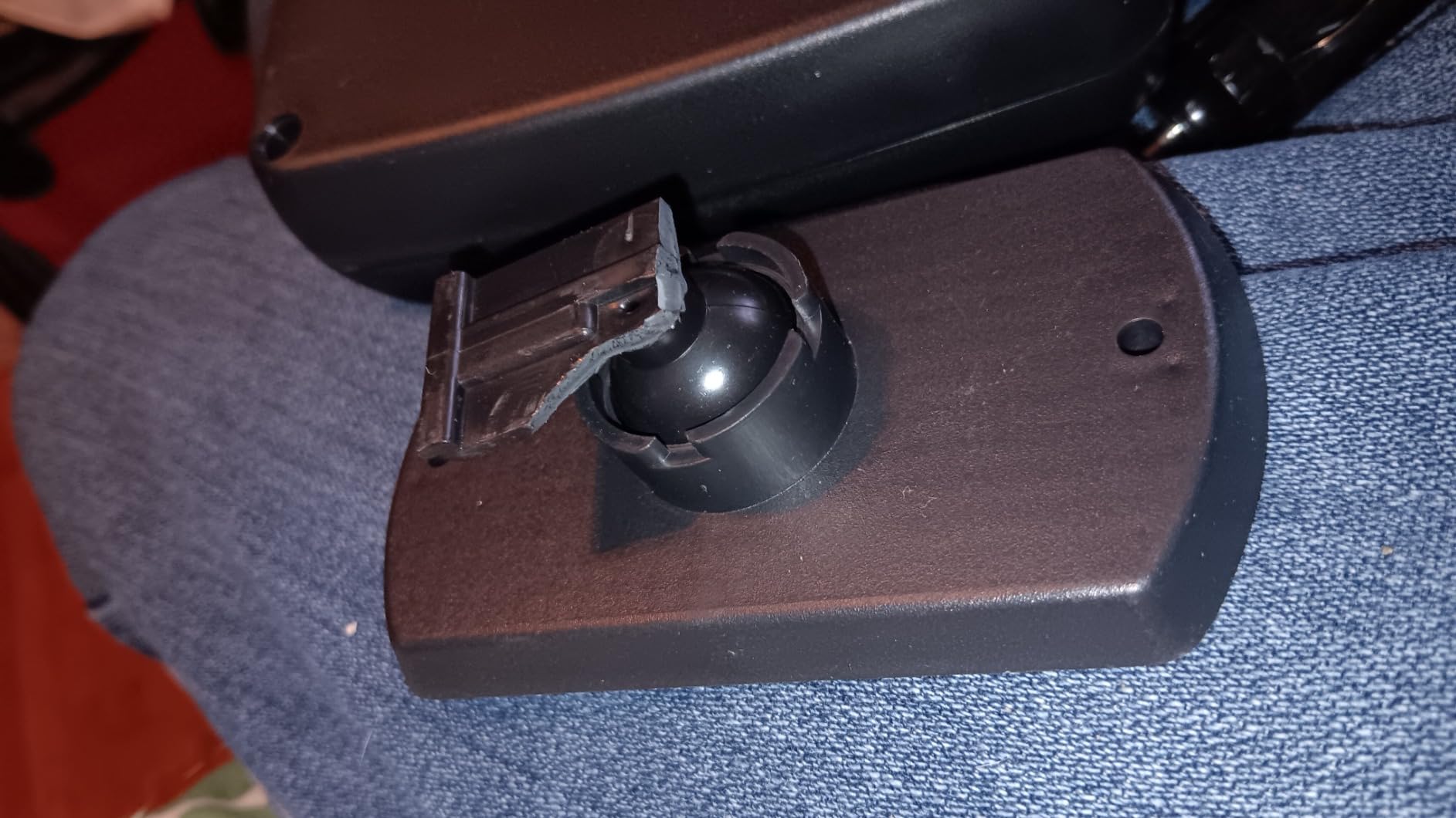 12V Car Heater, 200W Portable Car Heater 360 Degree Rotatable Car Defroster Windshield Heater Plug into Cigarette Lighter for Vehicle RV SUV (Large) customer photo 1