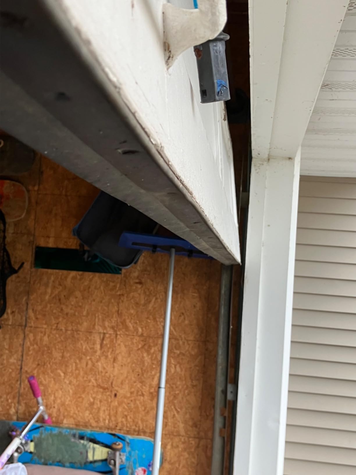 M-D Building Products 03749 16 ft. Black Rubber Garage Door Bottom Seal customer photo 1