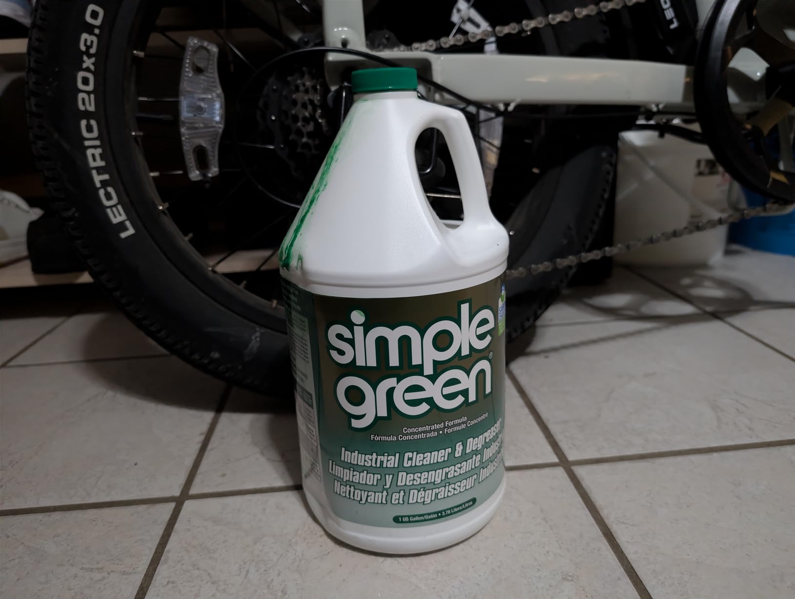 Simple Green Industrial Cleaner and Degreaser, 128 Oz. (13005) customer photo 1