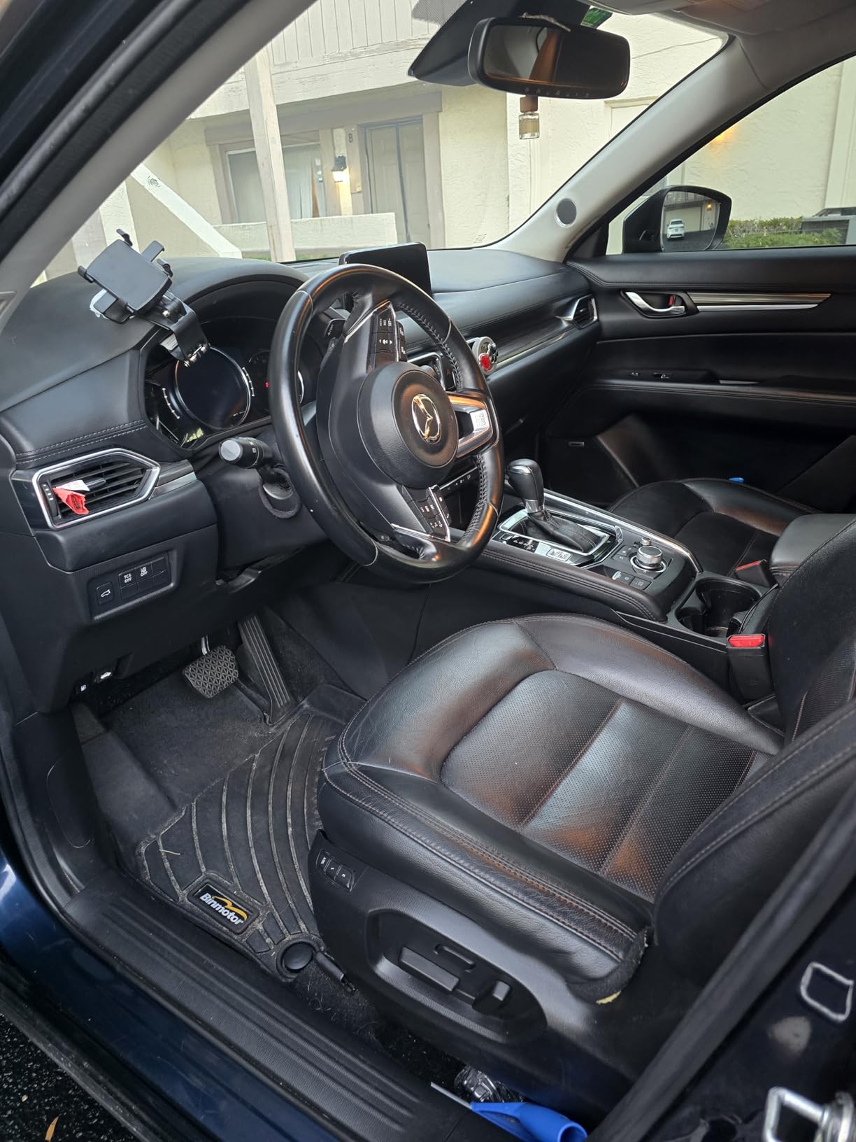 3D Leather, Vinyl & Plastic Conditioner - Restores, Conditions & Protects Car Interiors - Non-Greasy UV Protection - 1 Gallon customer photo 1