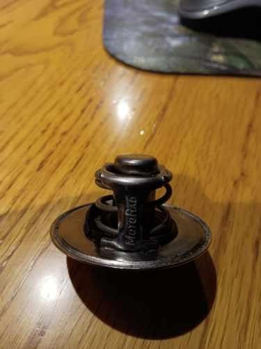 Gates 33009S Premium Engine Coolant Thermostat customer photo 1