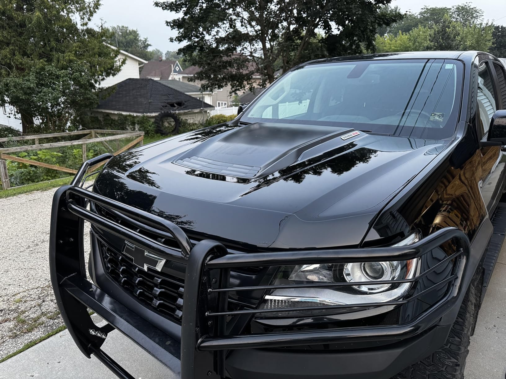 Husky Liners Aeroskin Hood Protector | Fits 2015-2022 Chevrolet Colorado; 2017-2022 Chevrolet Colorado ZR2 Model | Low Profile Deflector/Bug Shield - 1 pc., Smoke | 2842113 customer photo 1