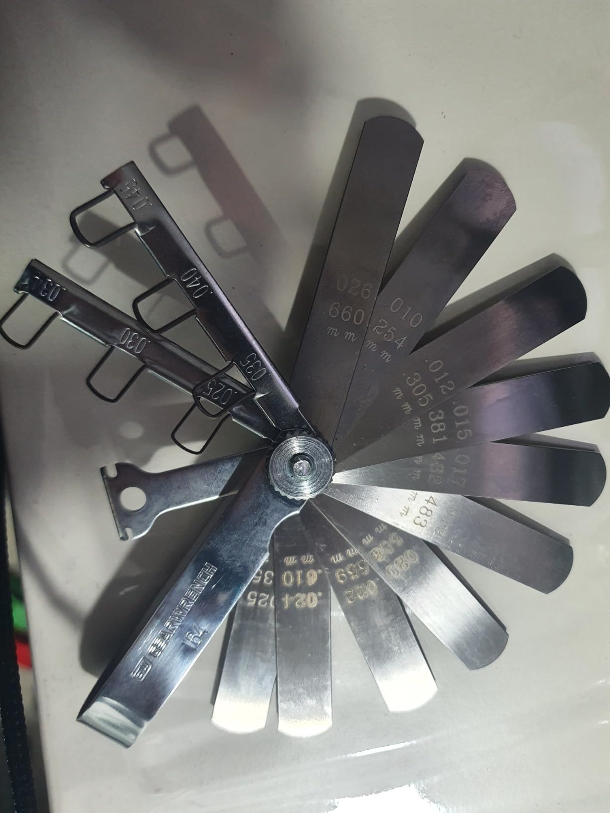 GEARWRENCH Feeler Gauge Set - 12 Blade & 6 Wire Spark Plug Gap - 164 customer photo 2