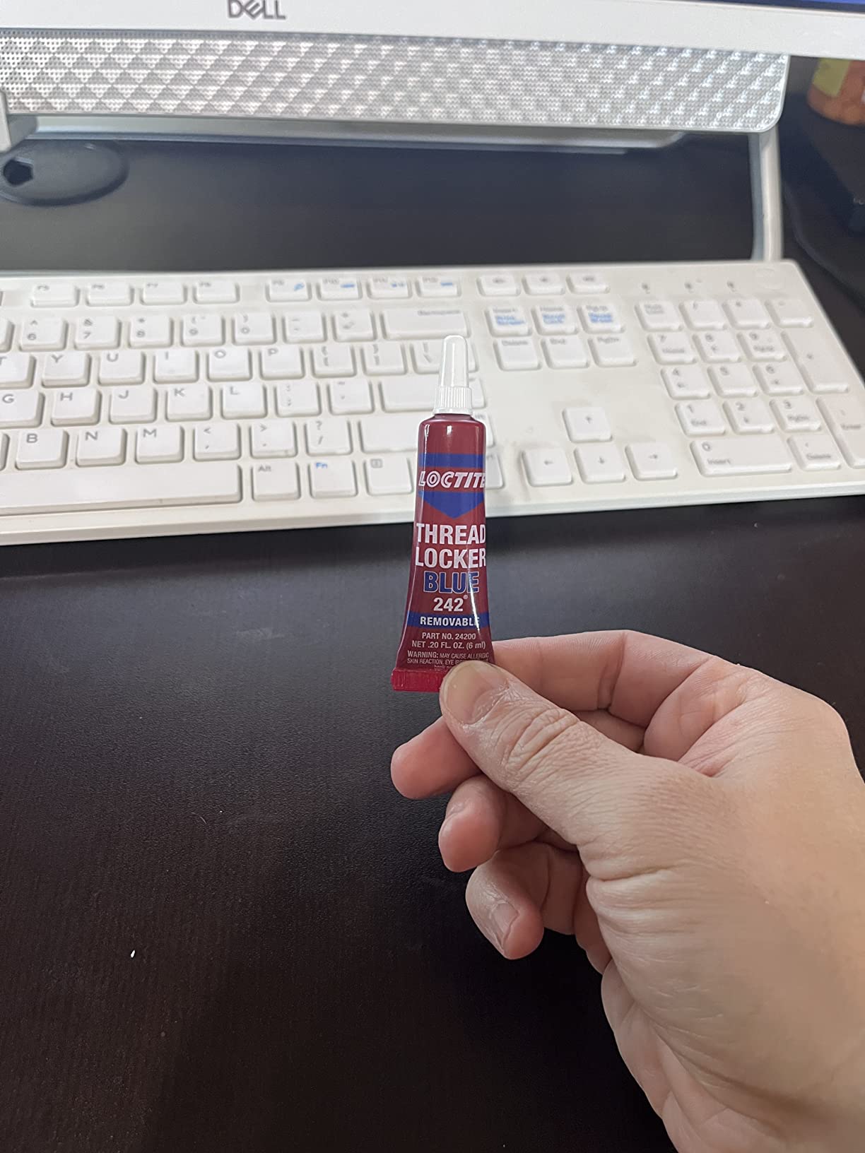 Loctite Threadlocker Blue 242 - Removable Thread Lock Glue for Nuts, Bolts, & Fasteners, Medium Strength Screw Glue to Prevent Loosening & Corrosion - 6 ml, 1 Pack customer photo 1