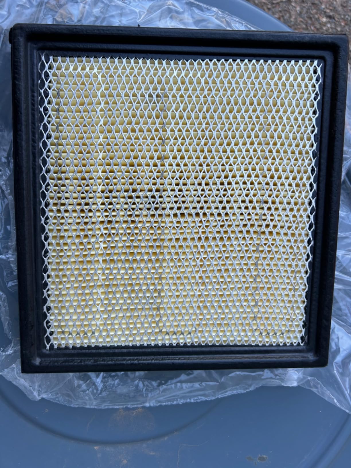 Motorcraft Engine Air Filter FA-1883 - OE Replacement for Ford Expedition, F-150, Super Duty and Lincoln Navigator customer photo 2