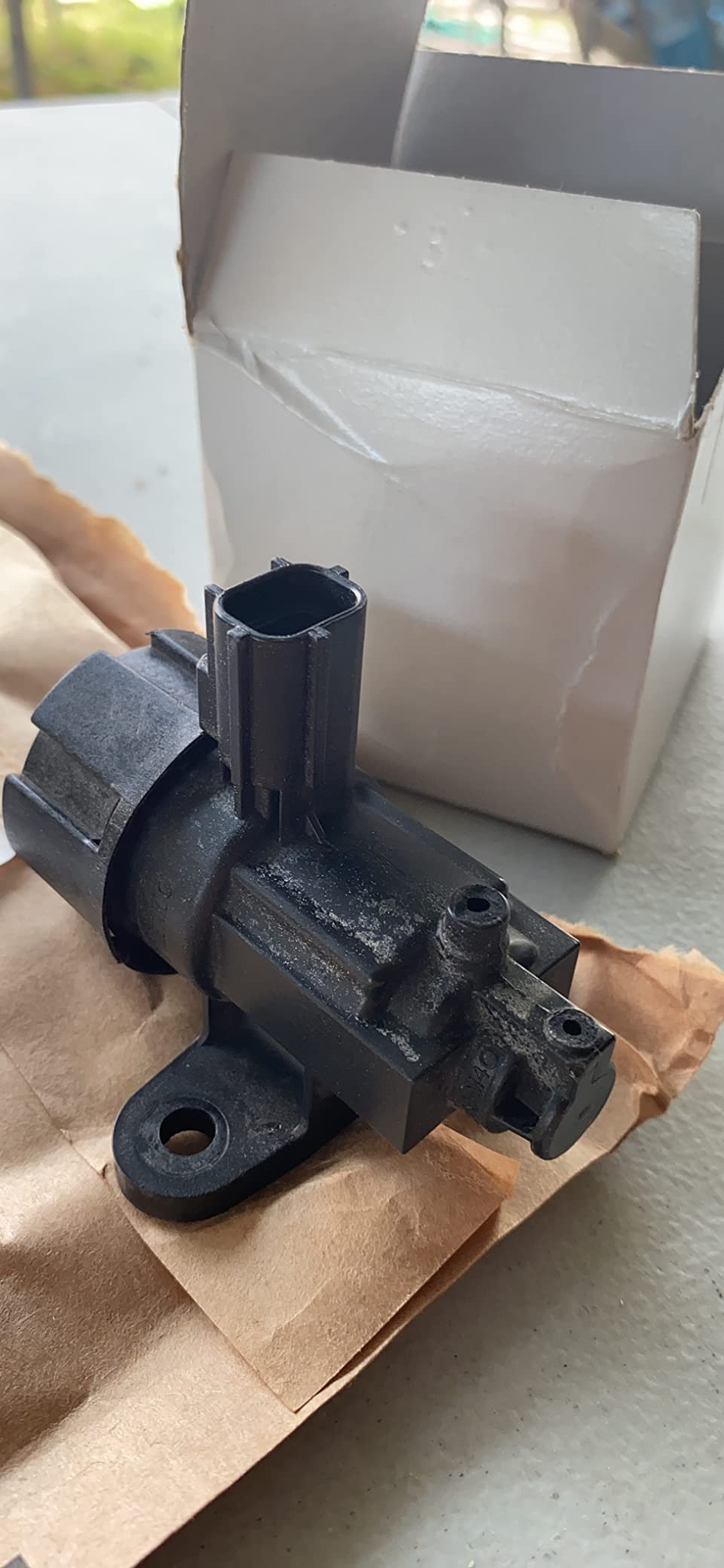 Standard Motor Products VS63 EGR Vacuum Solenoid Valve customer photo 2