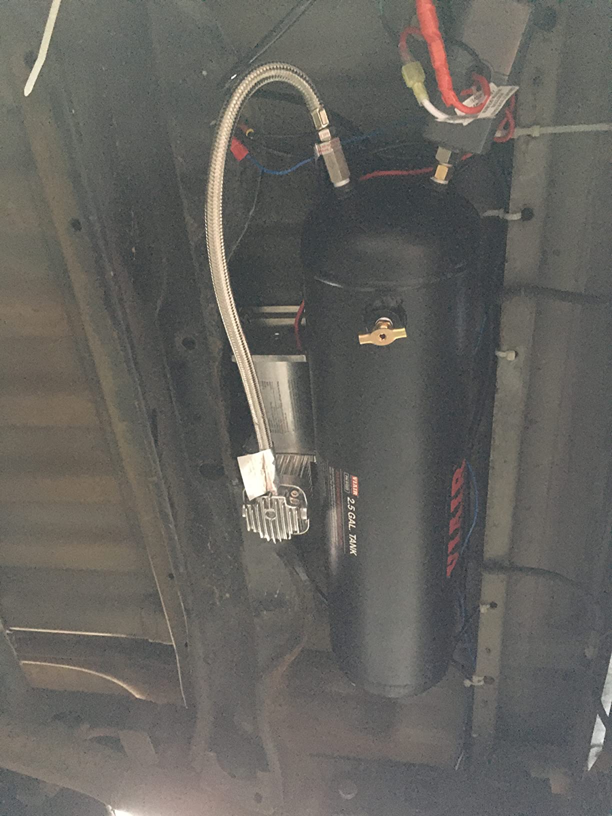 VIAIR 10003 Medium Duty Onboard Air System with 325C Compressor and 2.5 Gallon Tank customer photo 1