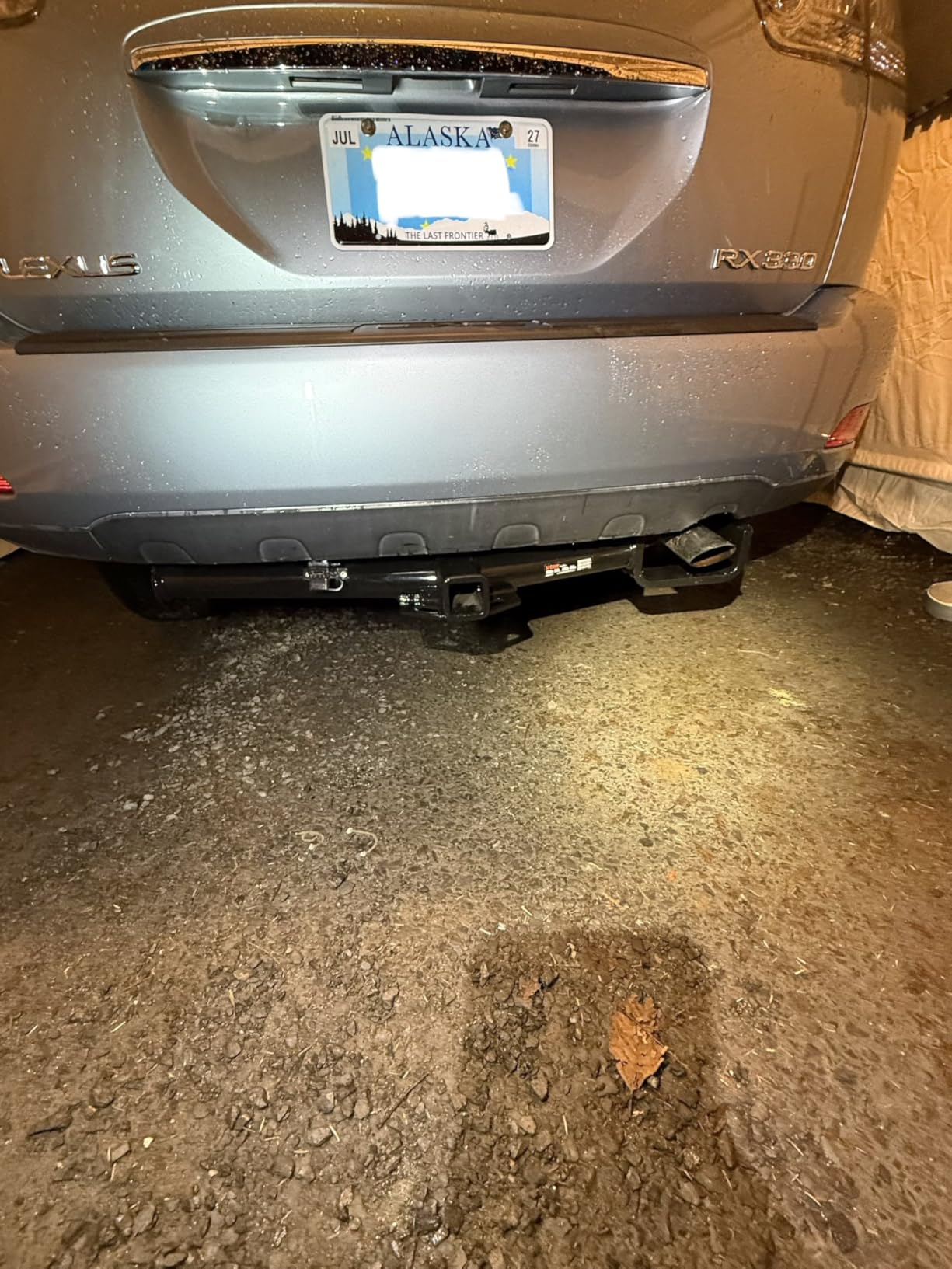 CURT 13530 Class 3 Trailer Hitch, 2-Inch Receiver, Select Toyota Highlander, Lexus RX330, RX350, RX400h customer photo 1