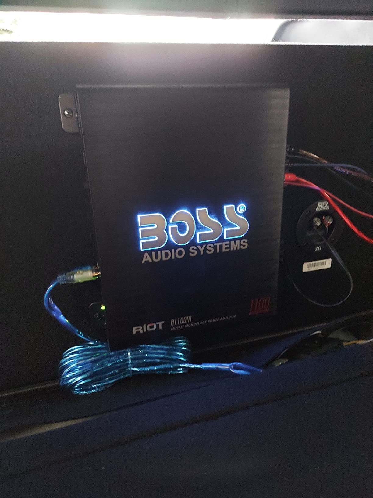 MTX Dual 12-Inch Subwoofers with Loaded Enclosure, 1200W Max Power, 400W RMS, Terminator - Car Audio Subwoofer and Speaker System with Deep Bass Sound customer photo 2