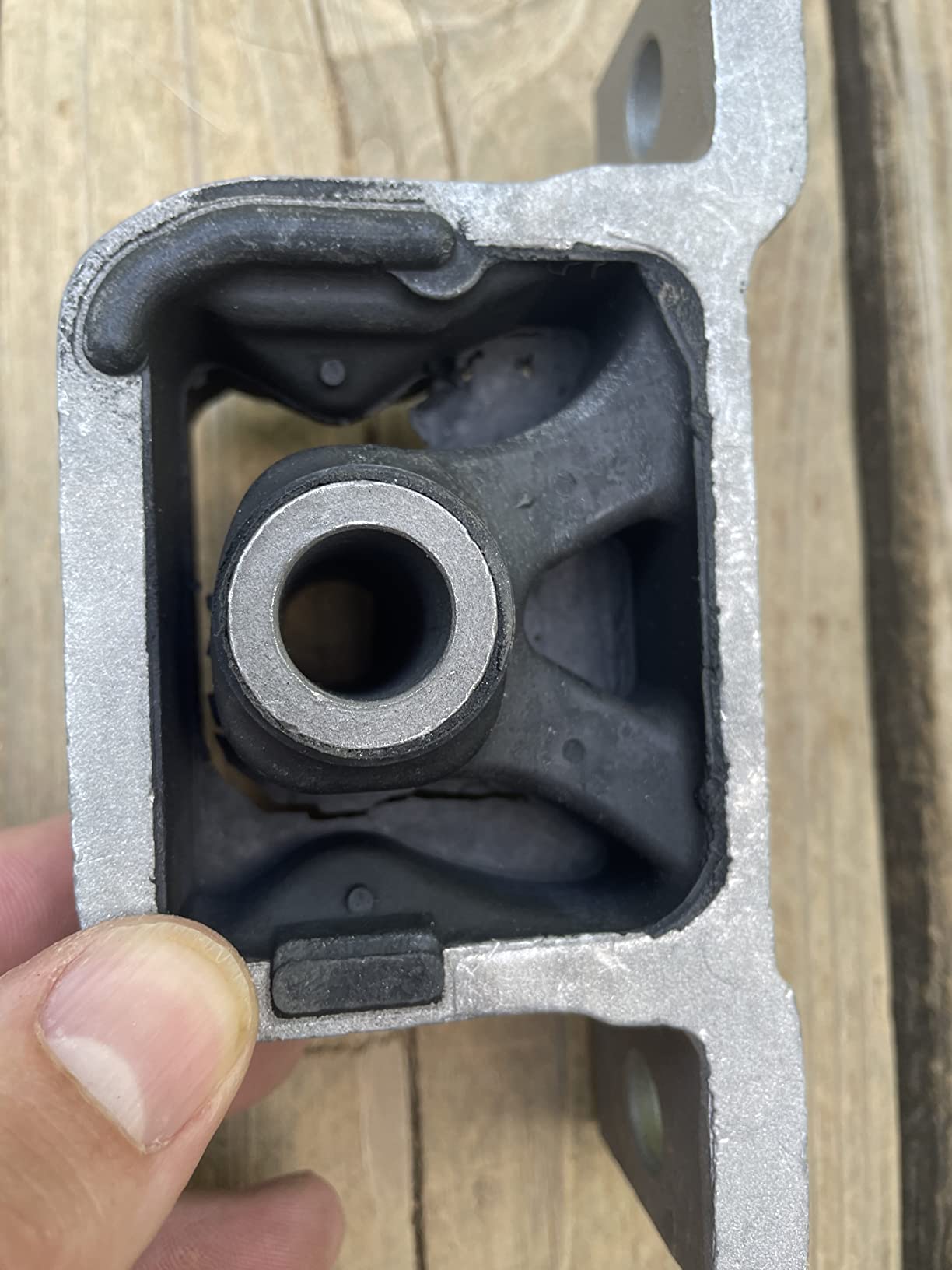 Beck/Arnley 104-1639 Engine Mount customer photo 2