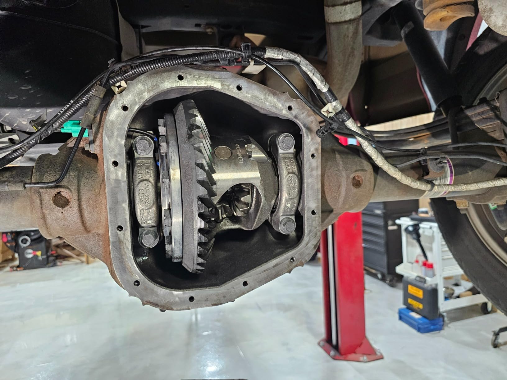 Permatex 81182 Gear Oil RTV Gasket Maker, 3 oz customer photo 1