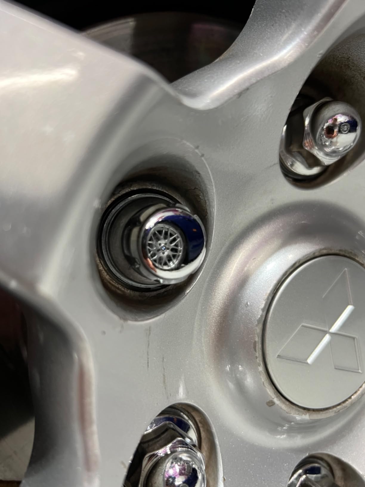 Gorilla Automotive 73631T Toyota O.E. Wheel Locks With Washer (12mm x 1.50 Thread Size) customer photo 1