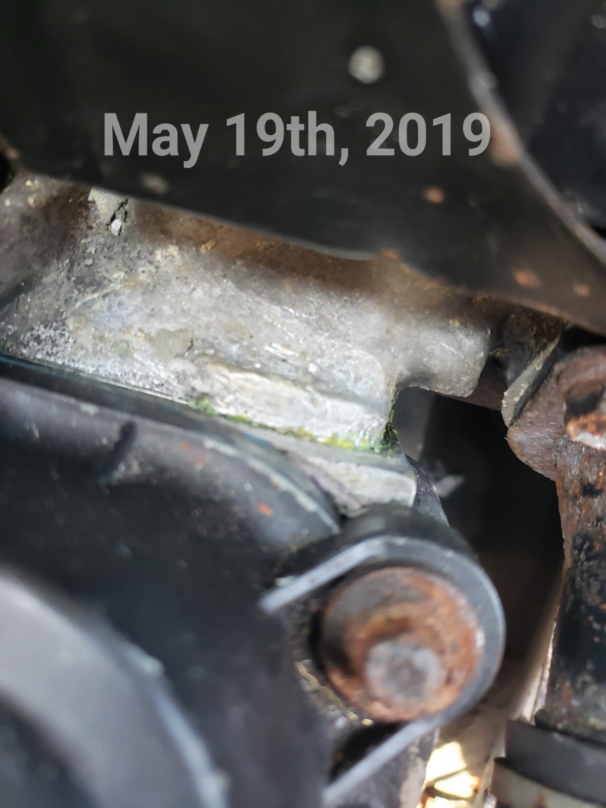 K-Seal ST5516 Heavy-Duty Multi-Purpose One Step Permanent Coolant Leak Repair, 16 oz, Pour and Go, Mixes with All Antifreeze, No Flushing Required customer photo 1