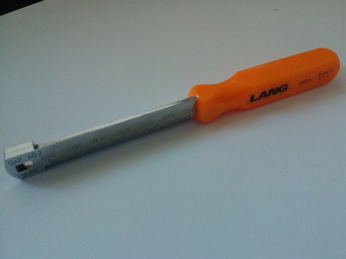 A & E Hand Tools 4450A E-Z Grip Spark Plug Gap Gauge, Orange customer photo 2