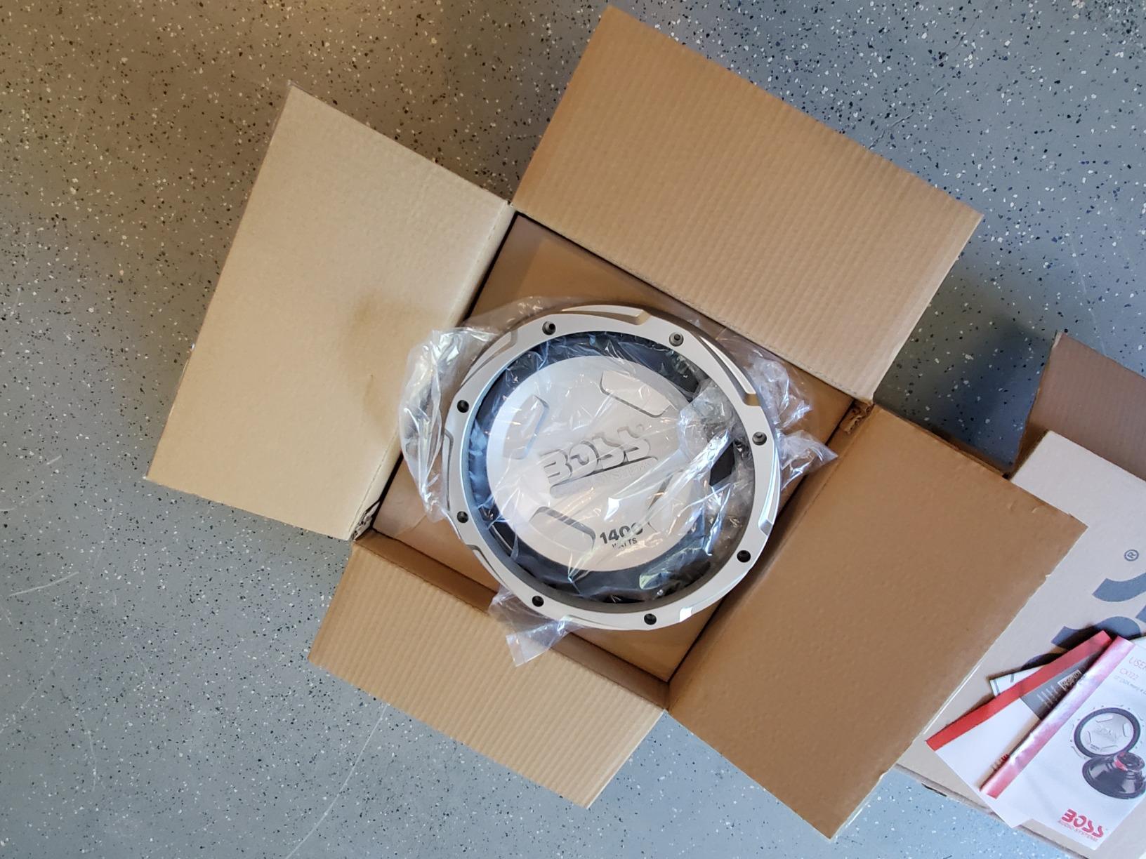 BOSS Audio Systems CX122 Chaos Exxtreme Series 12 Inch Car Subwoofer - 1400 Watts Max customer photo 2
