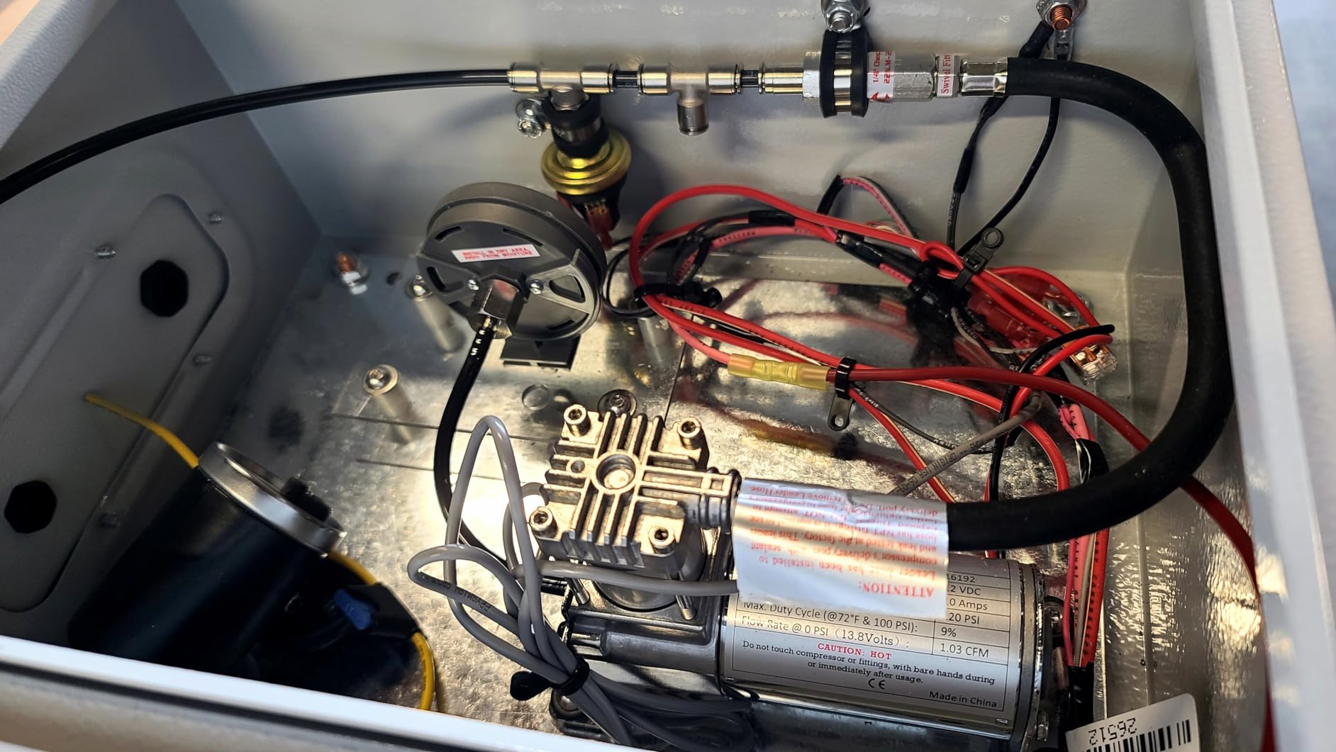 Air Lift LoadController Single On-Board Air System with Heavy-Duty Compressor - 25854 customer photo 2