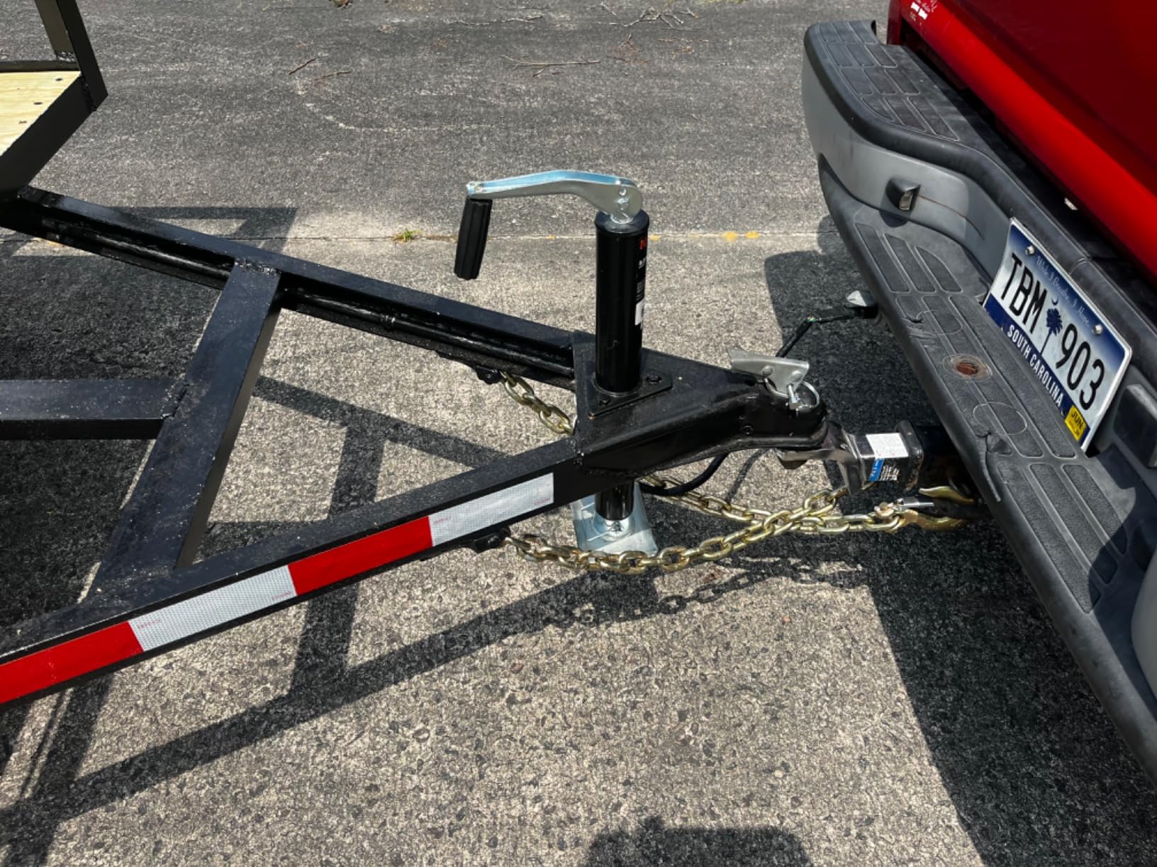 CURT 28272 Trailer Jack Foot, Fits 2-Inch Diameter Tube, Supports 2,000 lbs customer photo 2