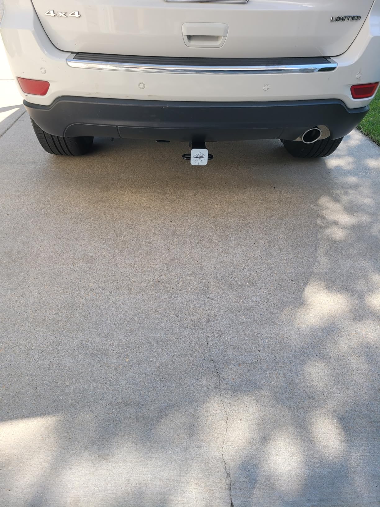 Draw-Tite 75699 Class 3 Trailer Hitch, 2 Inch Square Receiver, Compatible with 2011-2021 Jeep Grand Cherokee, 2022 Jeep Grand Cherokee WK customer photo 1