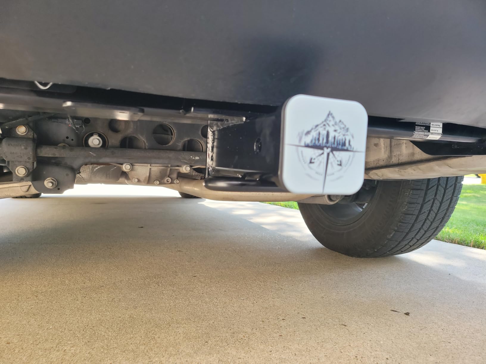 Draw-Tite 75699 Class 3 Trailer Hitch, 2 Inch Square Receiver, Compatible with 2011-2021 Jeep Grand Cherokee, 2022 Jeep Grand Cherokee WK customer photo 2