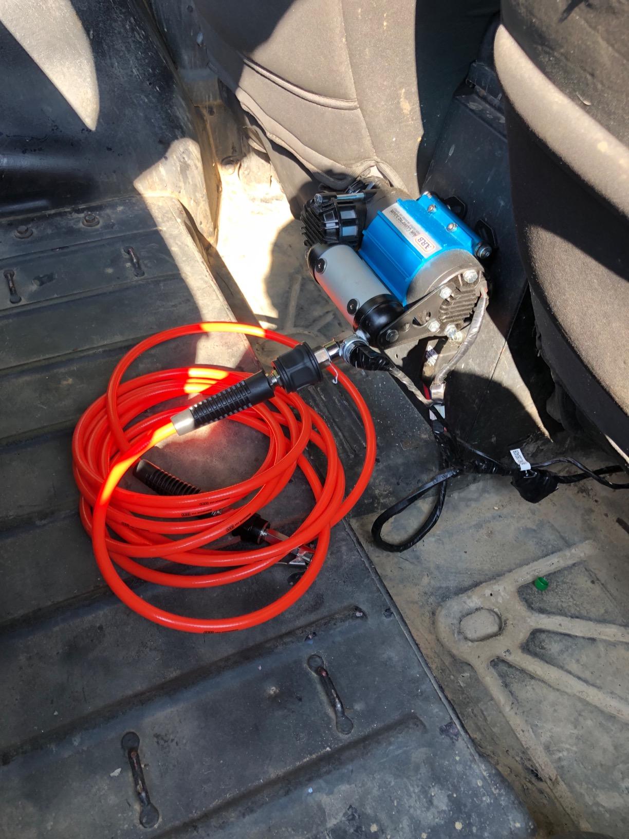 ARB 171302 Portable Tire Inflation Kit, Includes Air Hose 18 Foot Long and Accessories Kit, Quick Fitting For Universal On Board Systems And Air Compressors (171302) customer photo 2