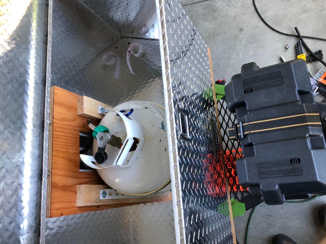 Buyers Products 1701380 Diamond Tread Aluminum Trailer Tongue Tool Box, 14.8 x 14.4 x 35.2 Inch, Made In USA customer photo 1