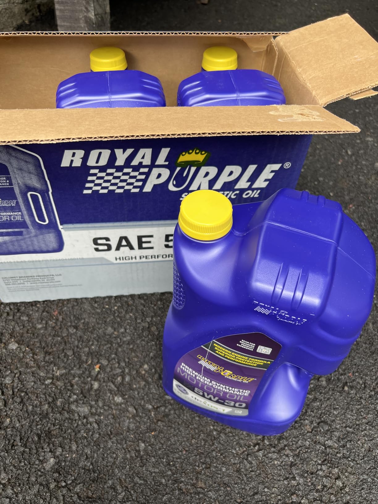 Royal Purple 51530 API-Licensed SAE 5W-30 High Performance Synthetic Motor Oil - 5 qt. customer photo 2