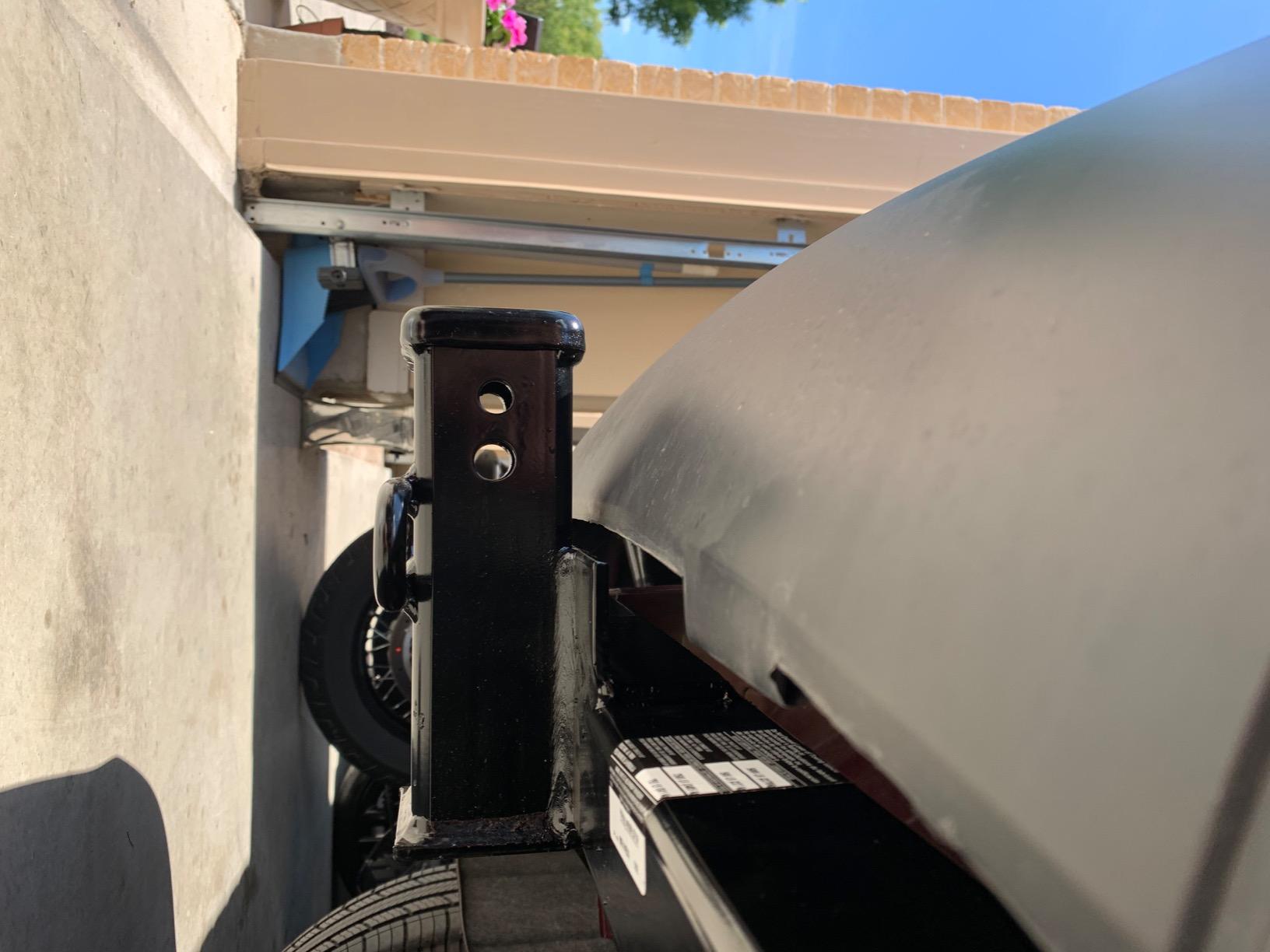 Reese 44650 Class 3 Trailer Hitch, 2 Inch Square Receiver, Black, Compatible with Jeep Grand Cherokee Selected Models customer photo 2