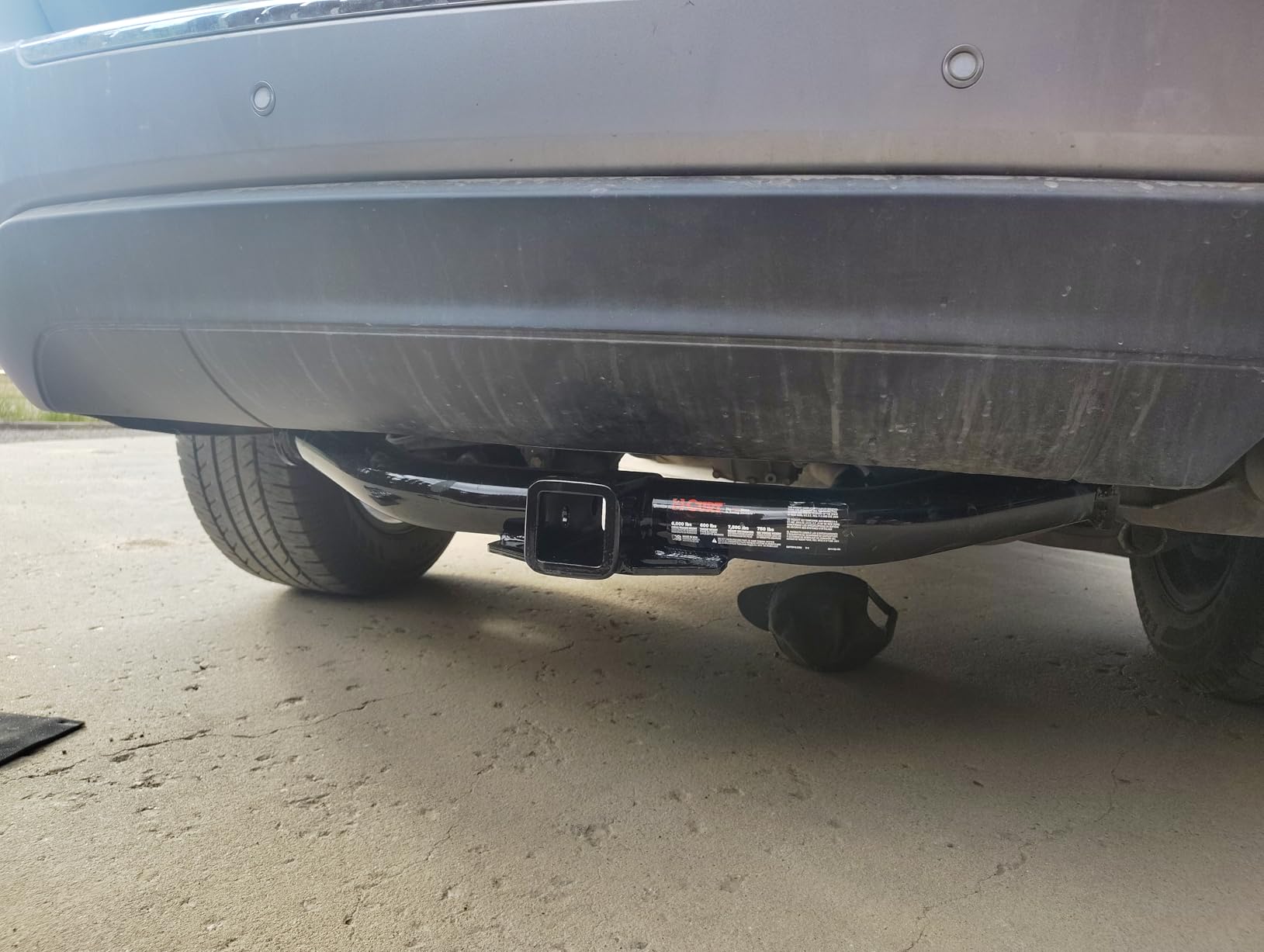 CURT 13182 Class 3 Trailer Hitch, 2-Inch Receiver, Compatible with Select Jeep Grand Cherokee customer photo 2
