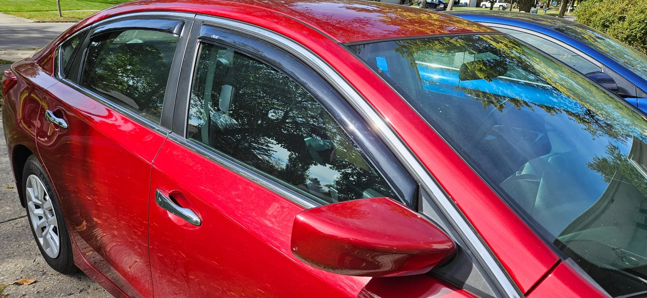 Auto Ventshade [AVS] In-Channel Rain Guards for 2013 - 2018 Nissan Altima Sedan | Window Vent Visors, 4 pcs. - Smoke | 194861 customer photo 1
