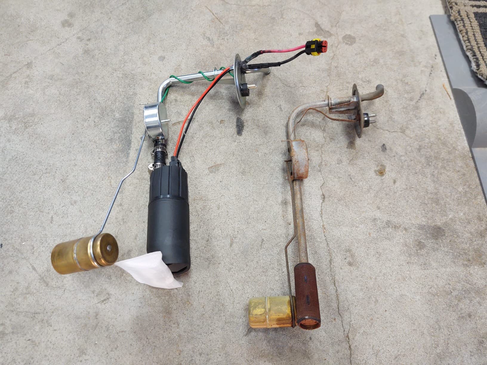 AEM 50-1000 High Flow In-Tank Fuel Pump, Black, 4.055 x 1.535 x 1.535 inches customer photo 1