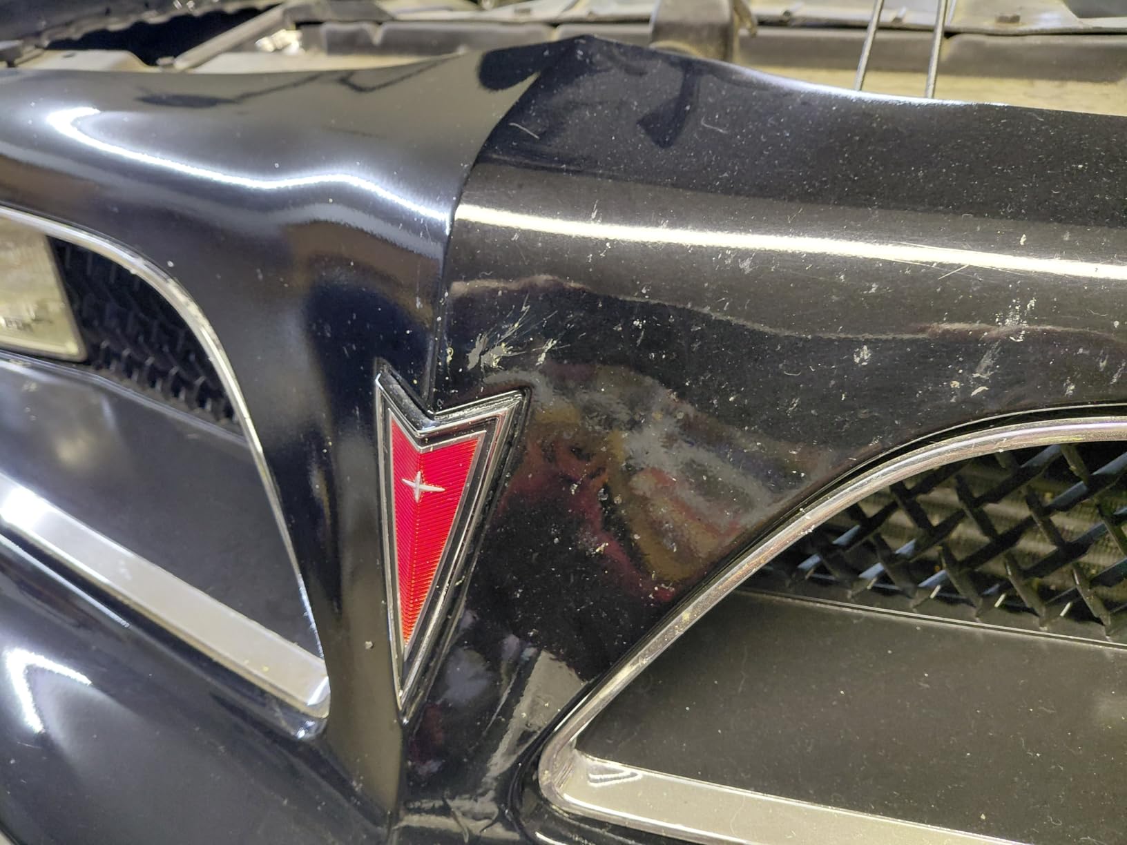 Wizards Bug Release - All Surface Bug Remover and Wash for All Vehicles - Softens and Neutralizes Acidic Bug Protein - Doubles as Spot Cleaner and Pre-Soak Car Cleaner - 1 Gallon customer photo 1