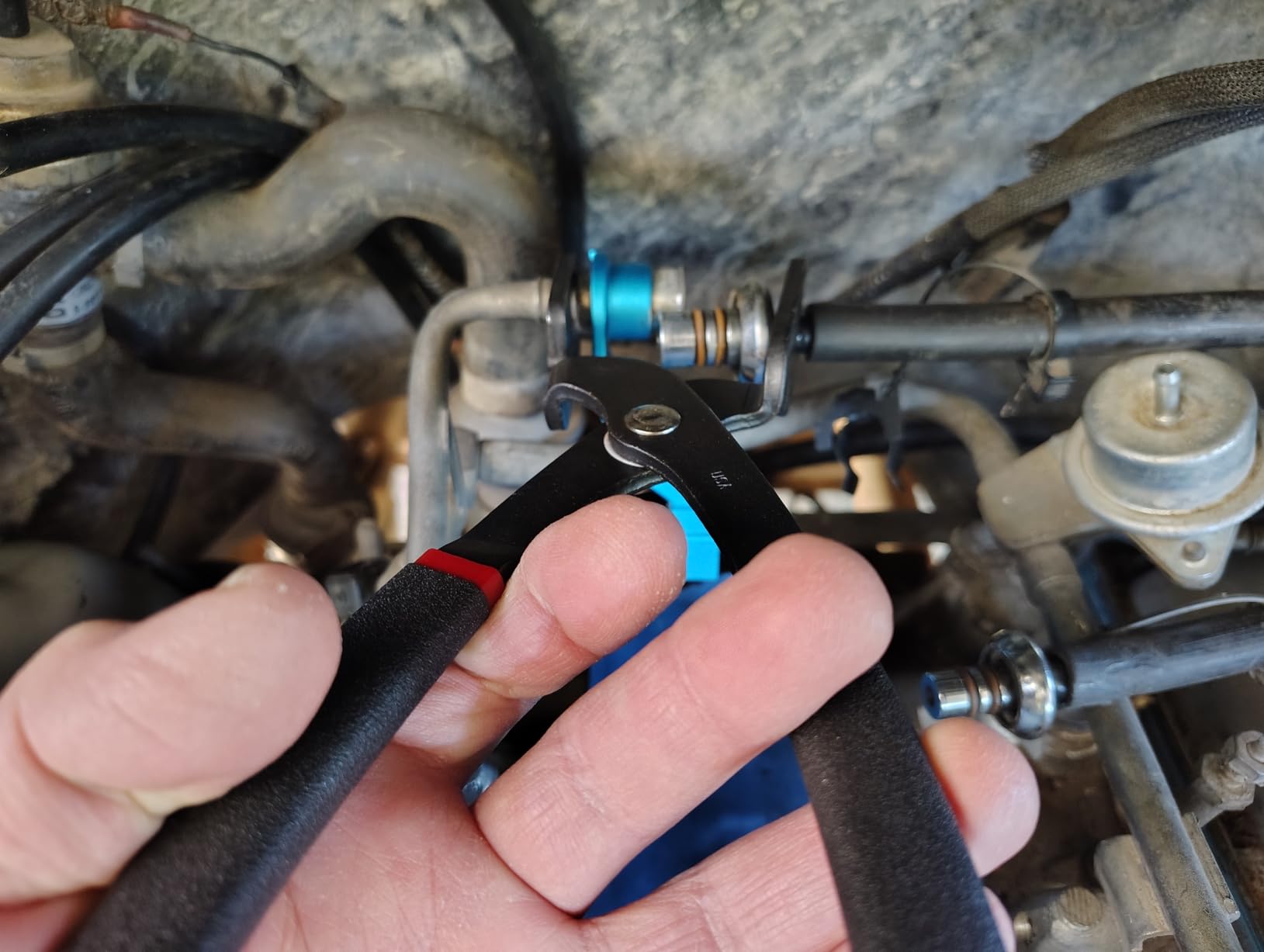 Lisle 37300 Fuel and AC Disconnect Pliers customer photo 2