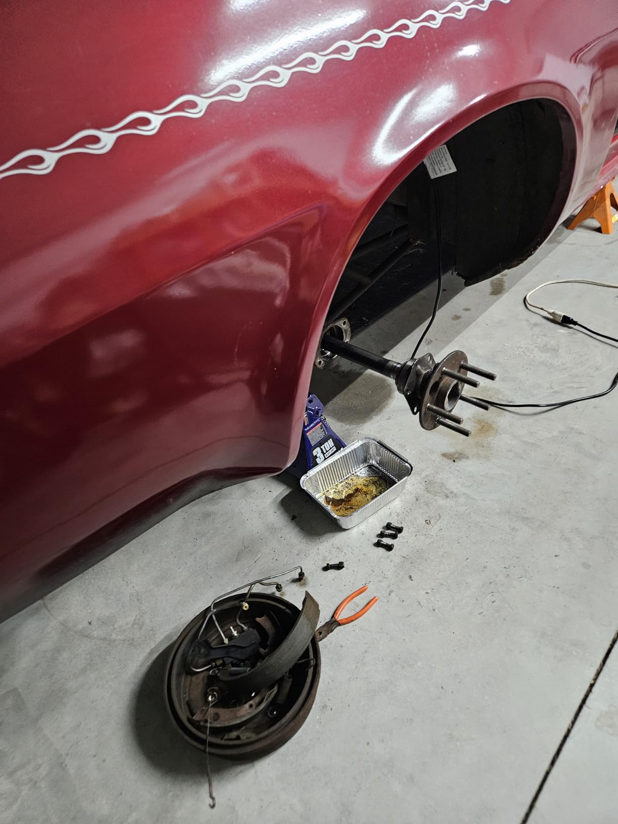 Motul DOT 5.1 Synthetic Brake Fluid - Non-Silicone Based Formula, 500ml Bottle (100951) customer photo 1
