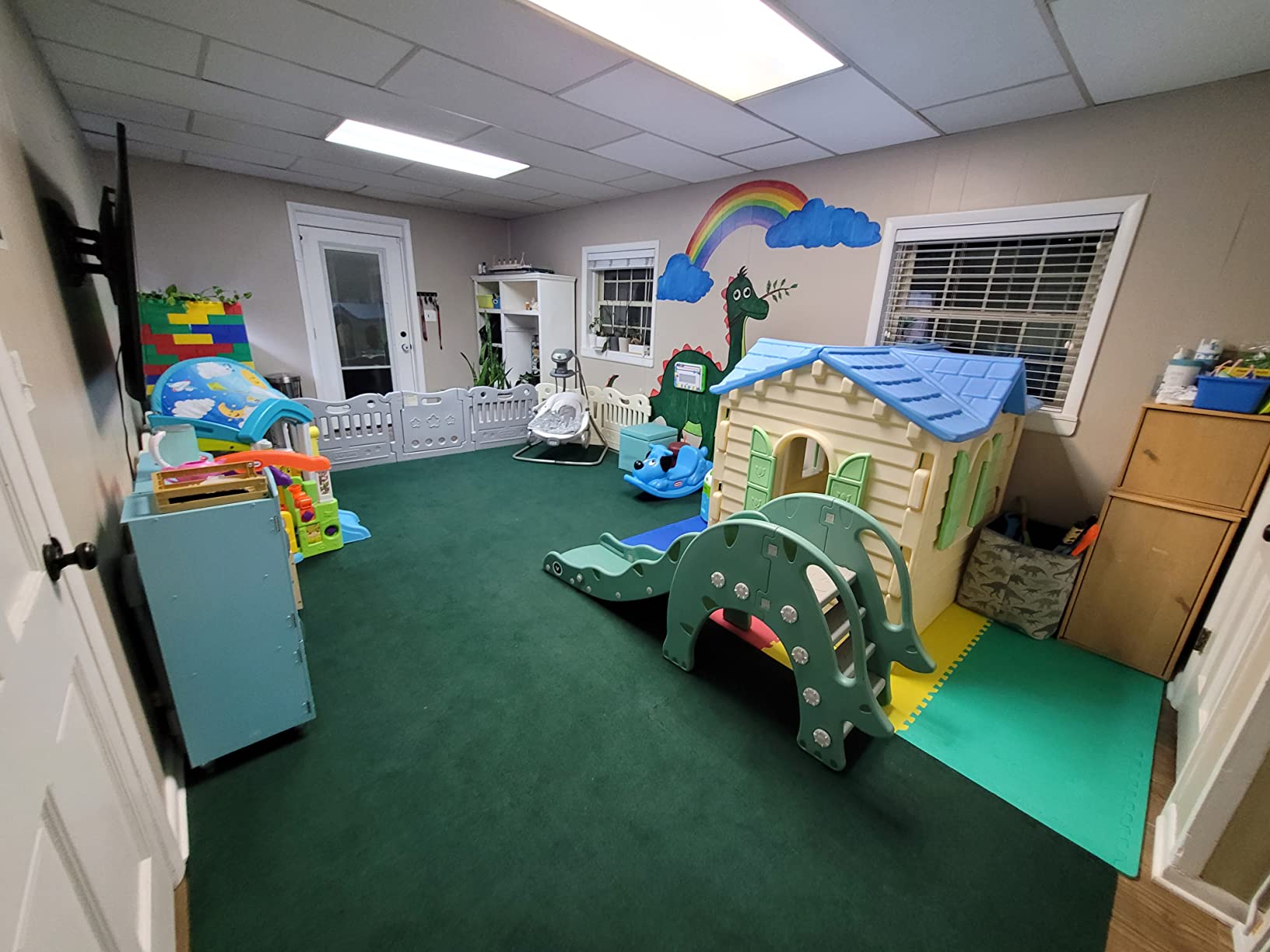 We Sell Mats 3/8 Inch Thick Interlocking Foam Carpet Tiles, Durable Carpet Squares for Home Office Classroom customer photo 2