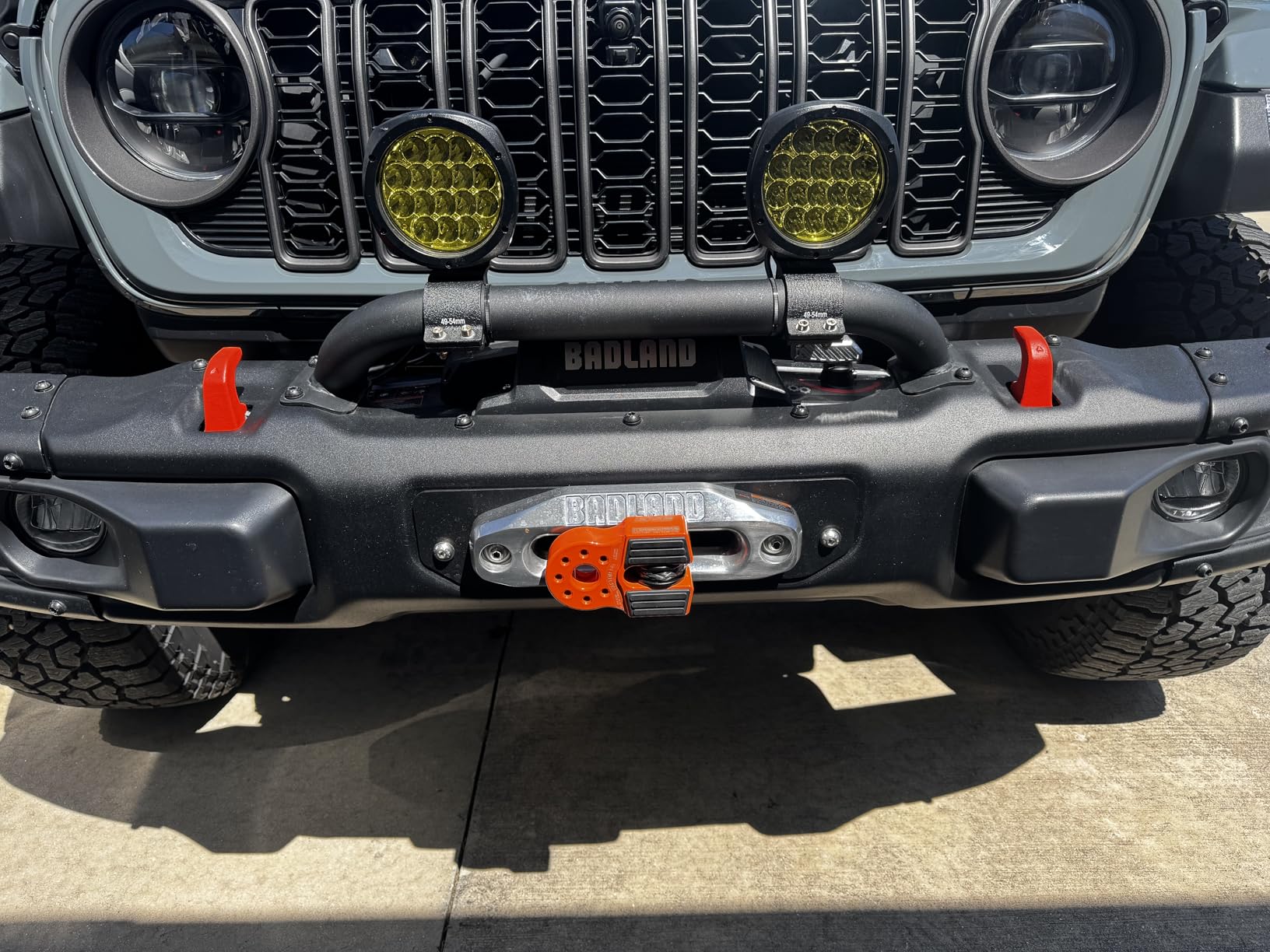 Factor 55 00050-01 Flatlink Original Folding Winch Shackle Bracket - Red customer photo 1