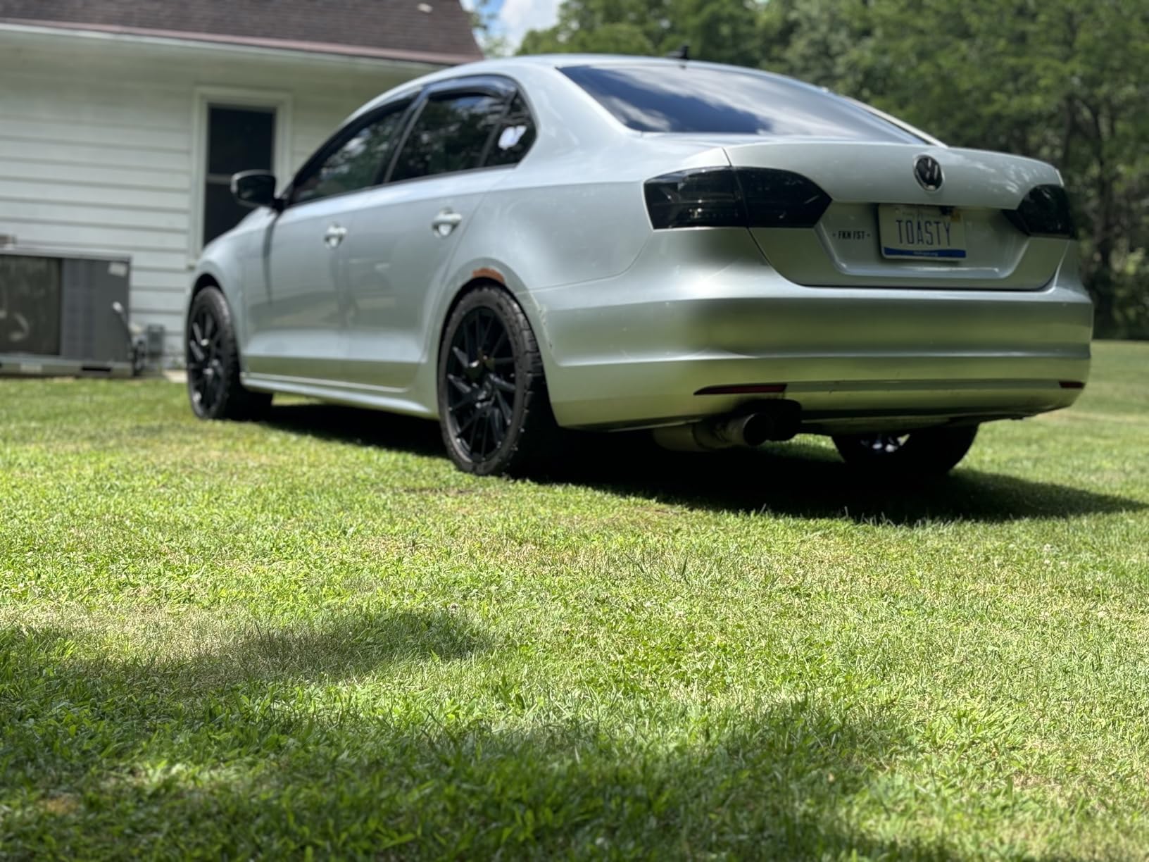 Auto Ventshade [AVS] Outside Mount Rain Guards for 2011 - 2018 Volkswagen Jetta | Window Vent Visors, 4 pcs. - Smoke | 94985 customer photo 2