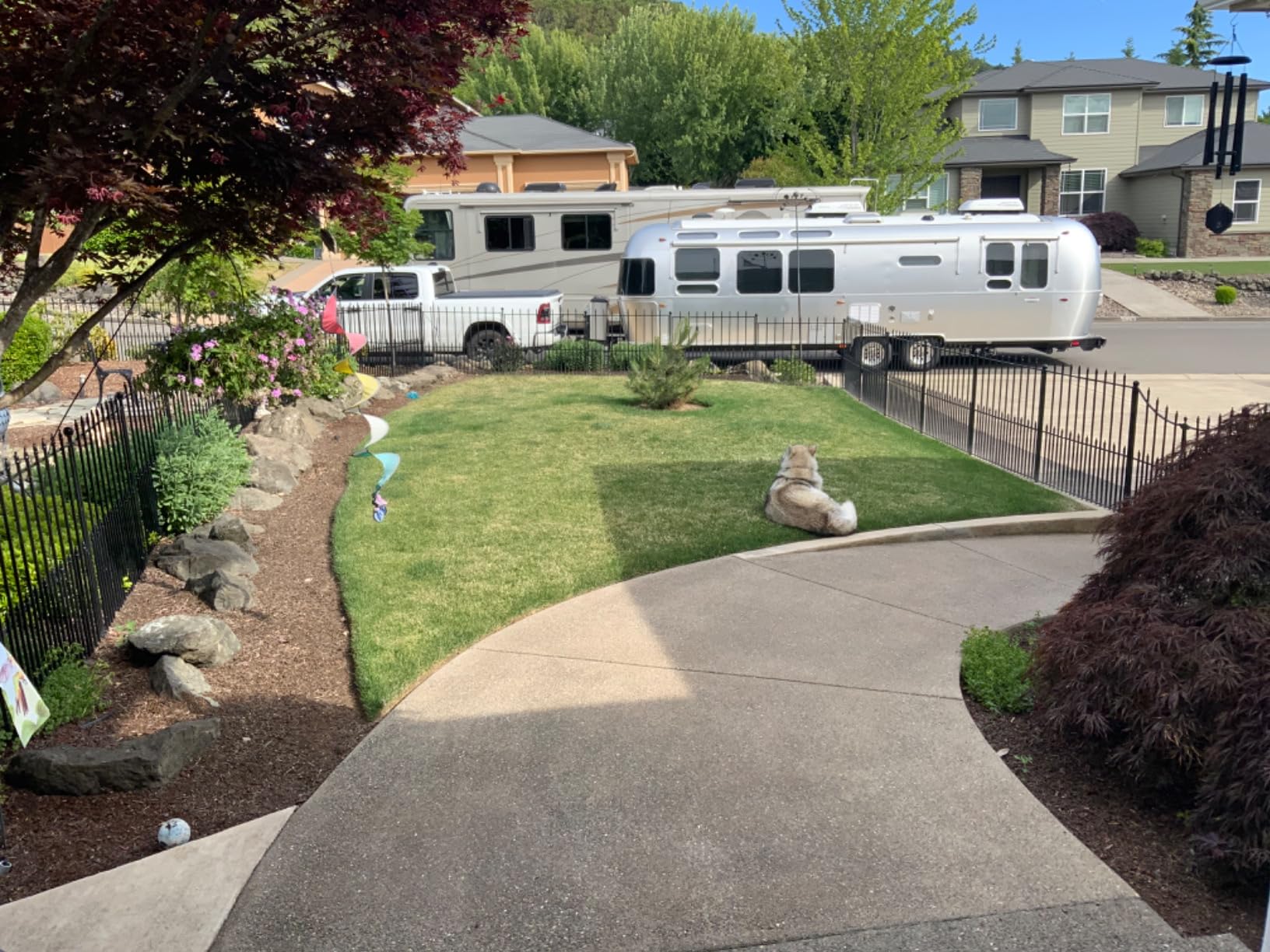 CURT 17063 Round Bar Weight Distribution Hitch with Integrated Lubrication and Sway Control, Up to 14K customer photo 2