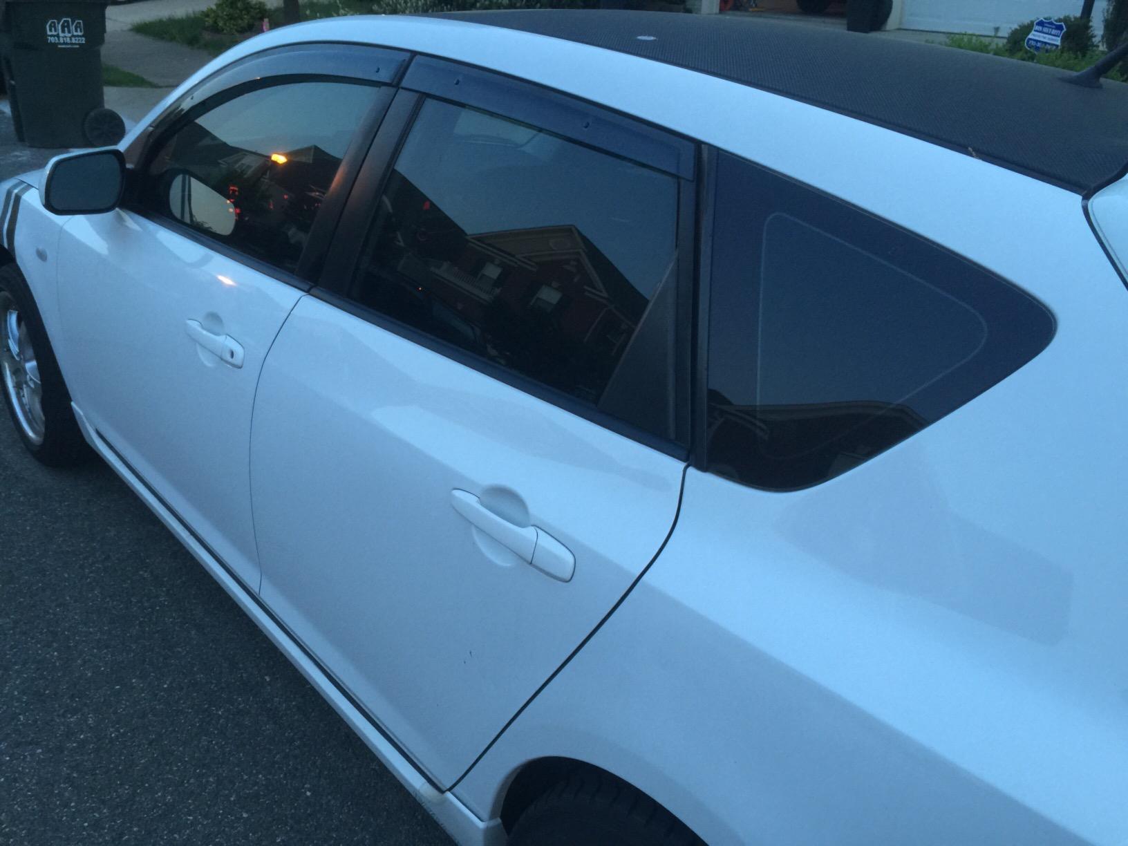 WellVisors Window Visors Wind Deflectors Compatible with Mazda 2004-2009 Mazda 3 Hatchback Premium Series Rain Guards 3-847MZ002 customer photo 2