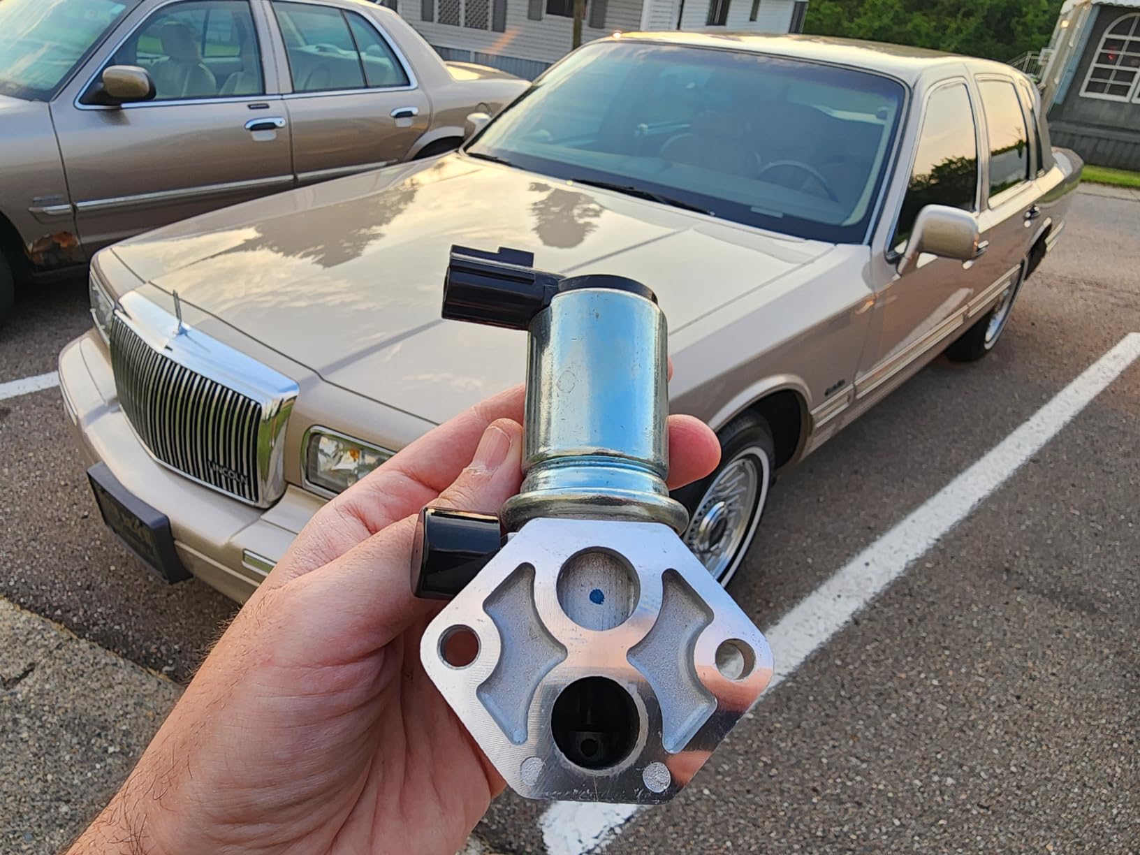 Walker Products 215-2034 Fuel Injection Idle Air Control Valve customer photo 1
