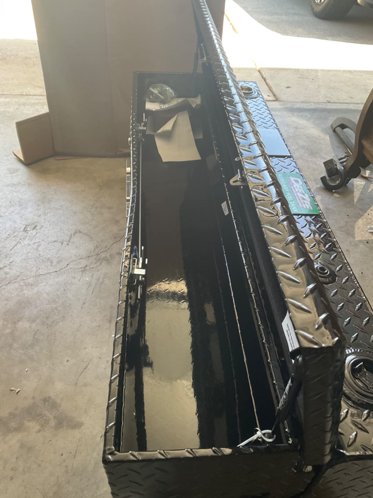 Dee Zee DZ92740XB (43 gallon) Auxiliary Diesel Fuel Transfer Tank - Black Aluminum customer photo 1