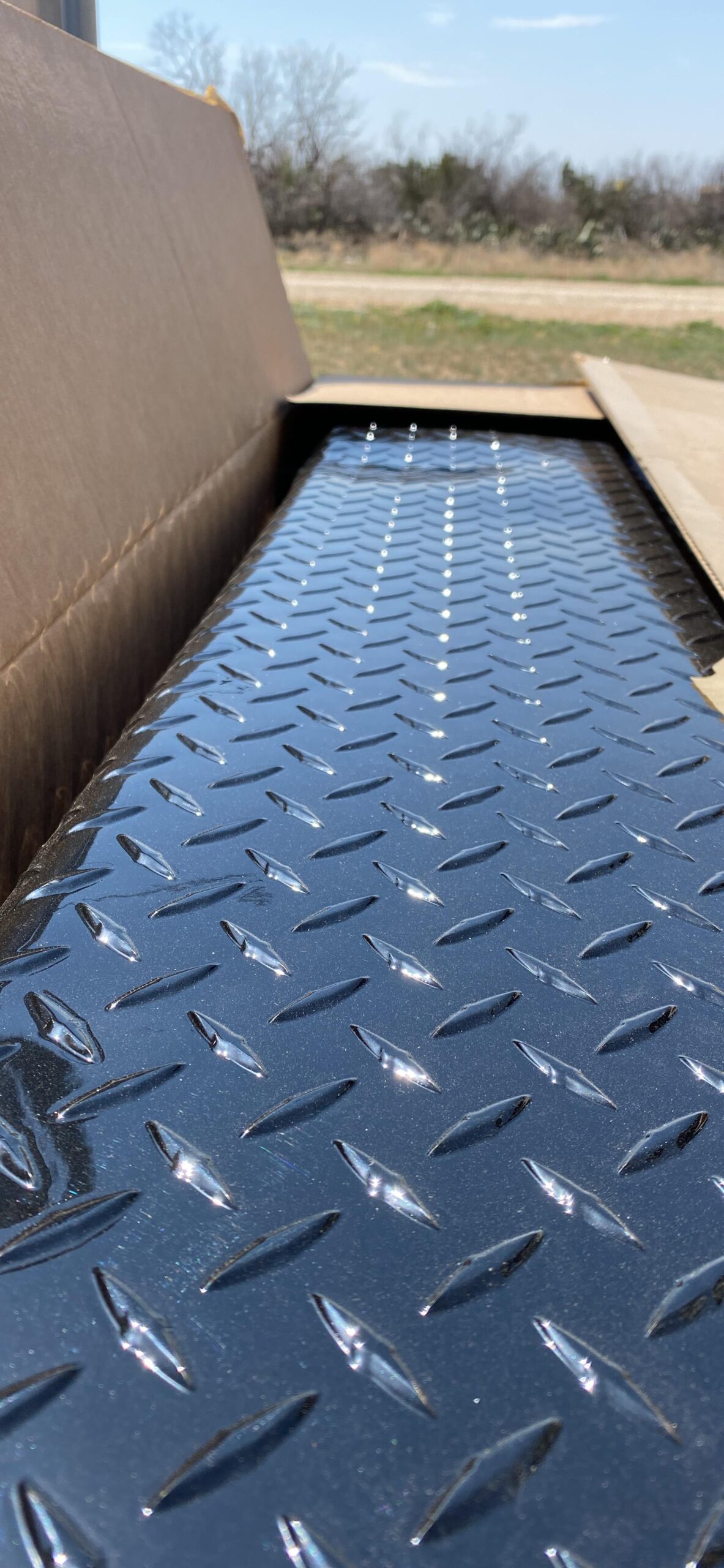 Dee Zee DZ92740XB (43 gallon) Auxiliary Diesel Fuel Transfer Tank - Black Aluminum customer photo 2