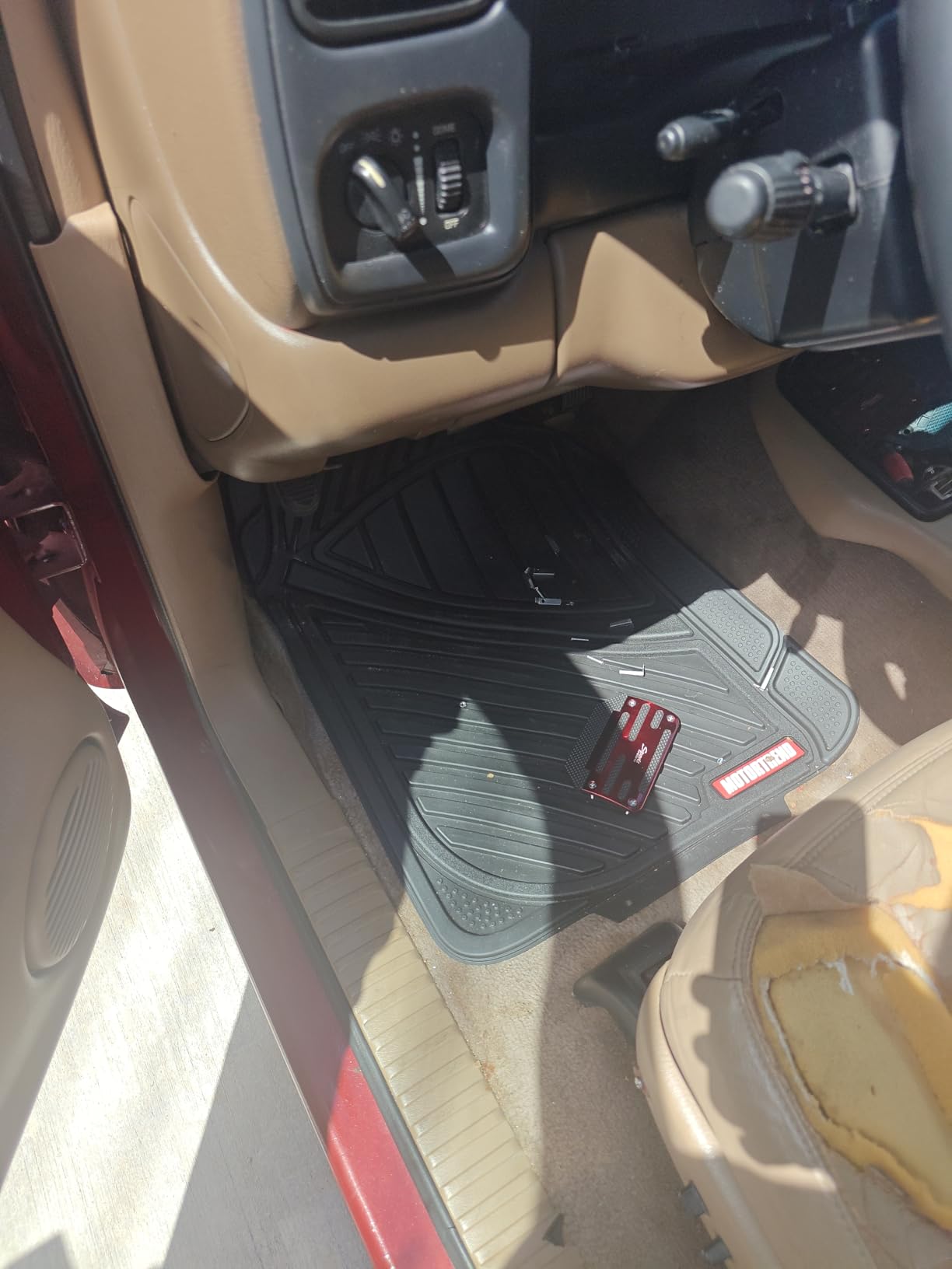 Motor Trend 3 Row Odorless Rubber Floor Mats & Liners for Car SUV Van, Durable Heavy Duty Polymerized Latex Full Interior Protection, Extra-High Ridgeline Design, Black customer photo 1