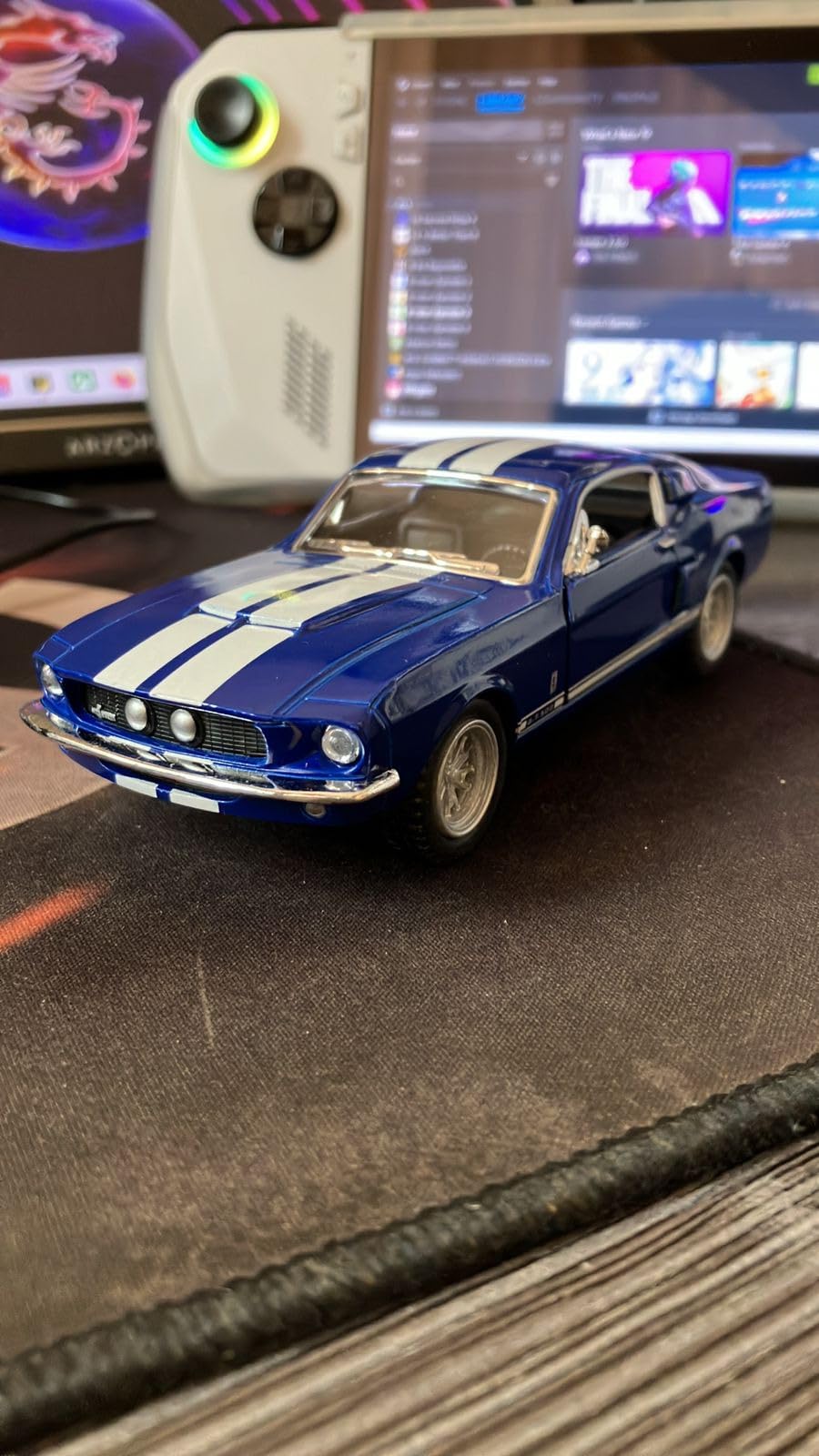 KiNSMART - 1967 Ford Shelby Mustang GT500 1:38 Scale 5