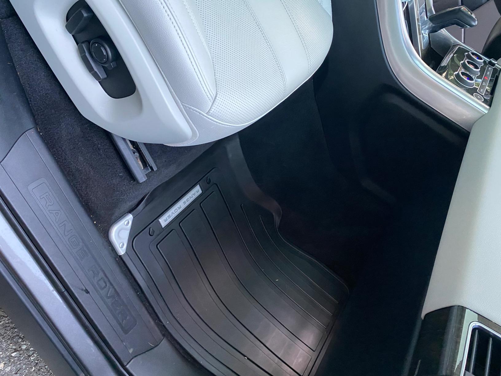 Genuine Land Rover VPLWS0661 Front and Rear Rubber Floor Mat Set for Range Rover Sport customer photo 1